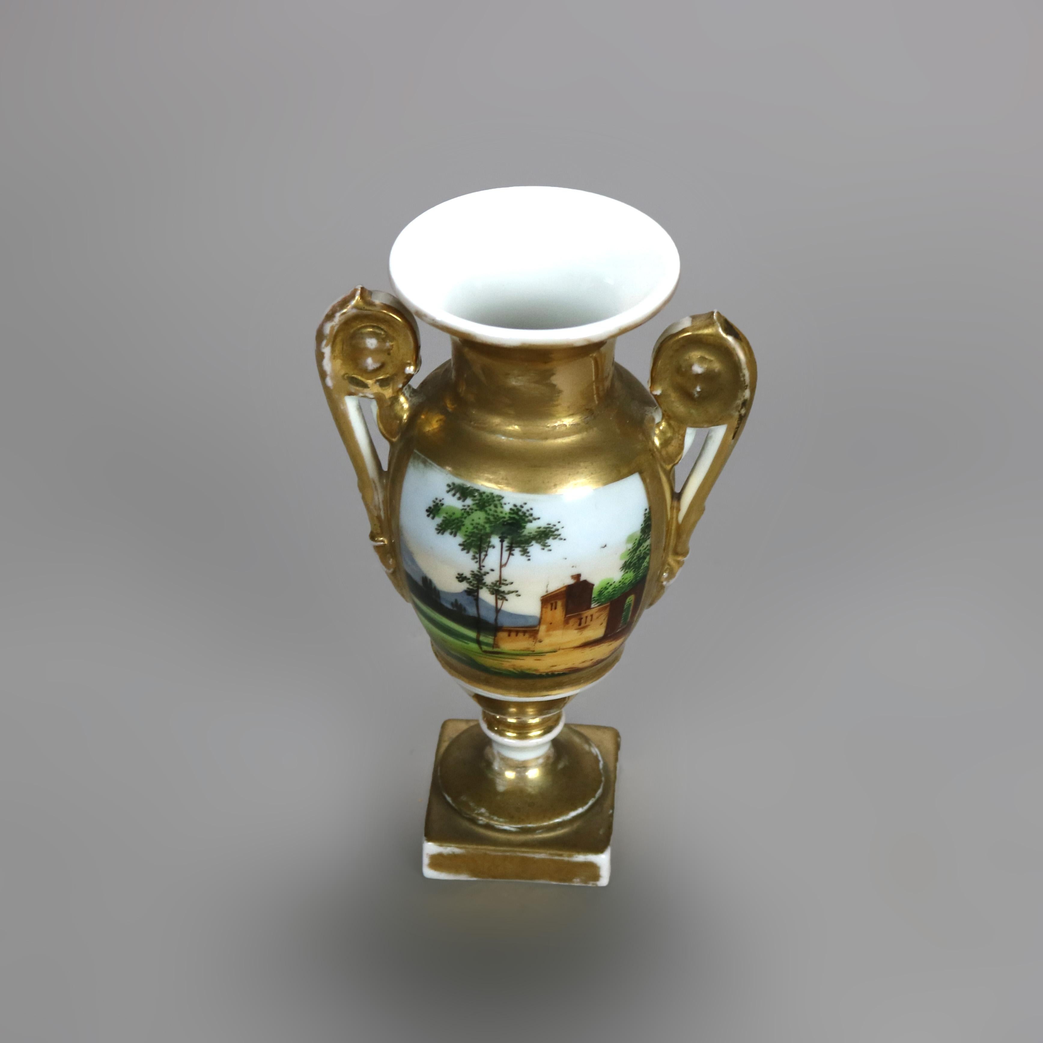 Paire de vases anciens en porcelaine de l'école de Meissen avec des personnages et des scènes de paysage Bon état - En vente à Big Flats, NY