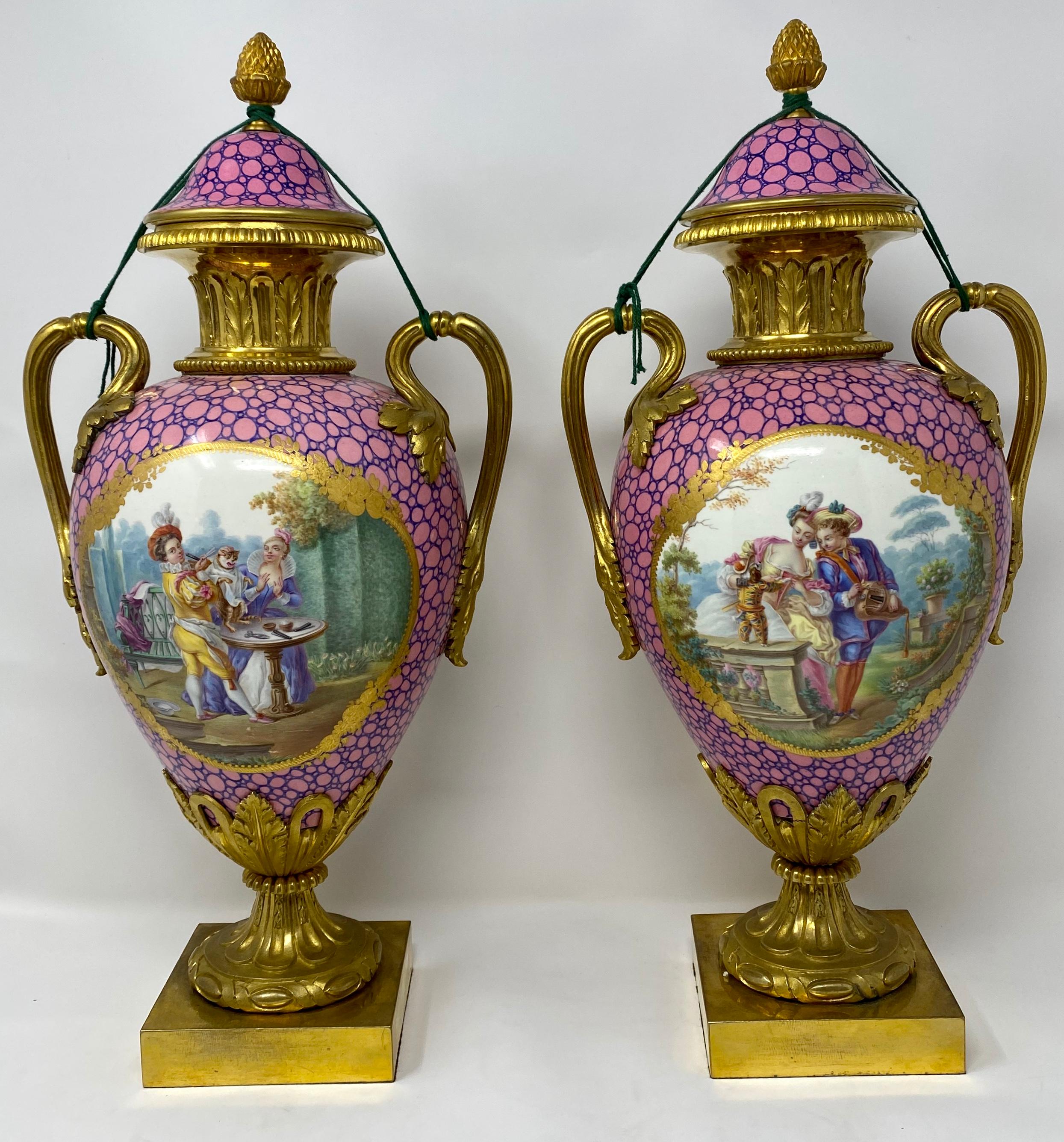 These urns take the cake! They are not only beautiful in shape, scale and design, they are mounted in a fine manner.
