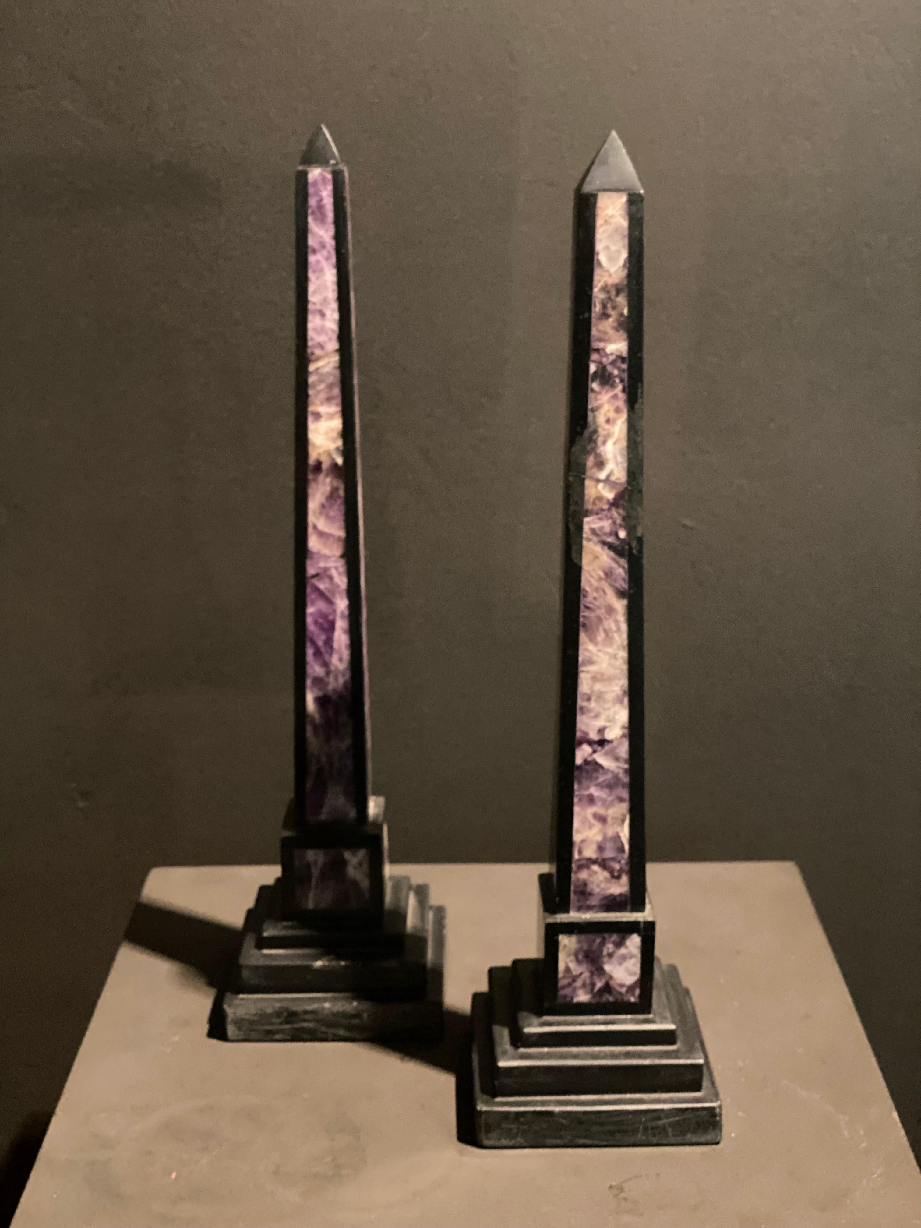 Paar antike Miniatur Obelisken im Zustand „Hervorragend“ im Angebot in Schellebelle, BE