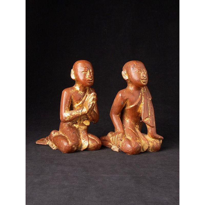 Pair of Antique Monk Statues from Burma For Sale 1