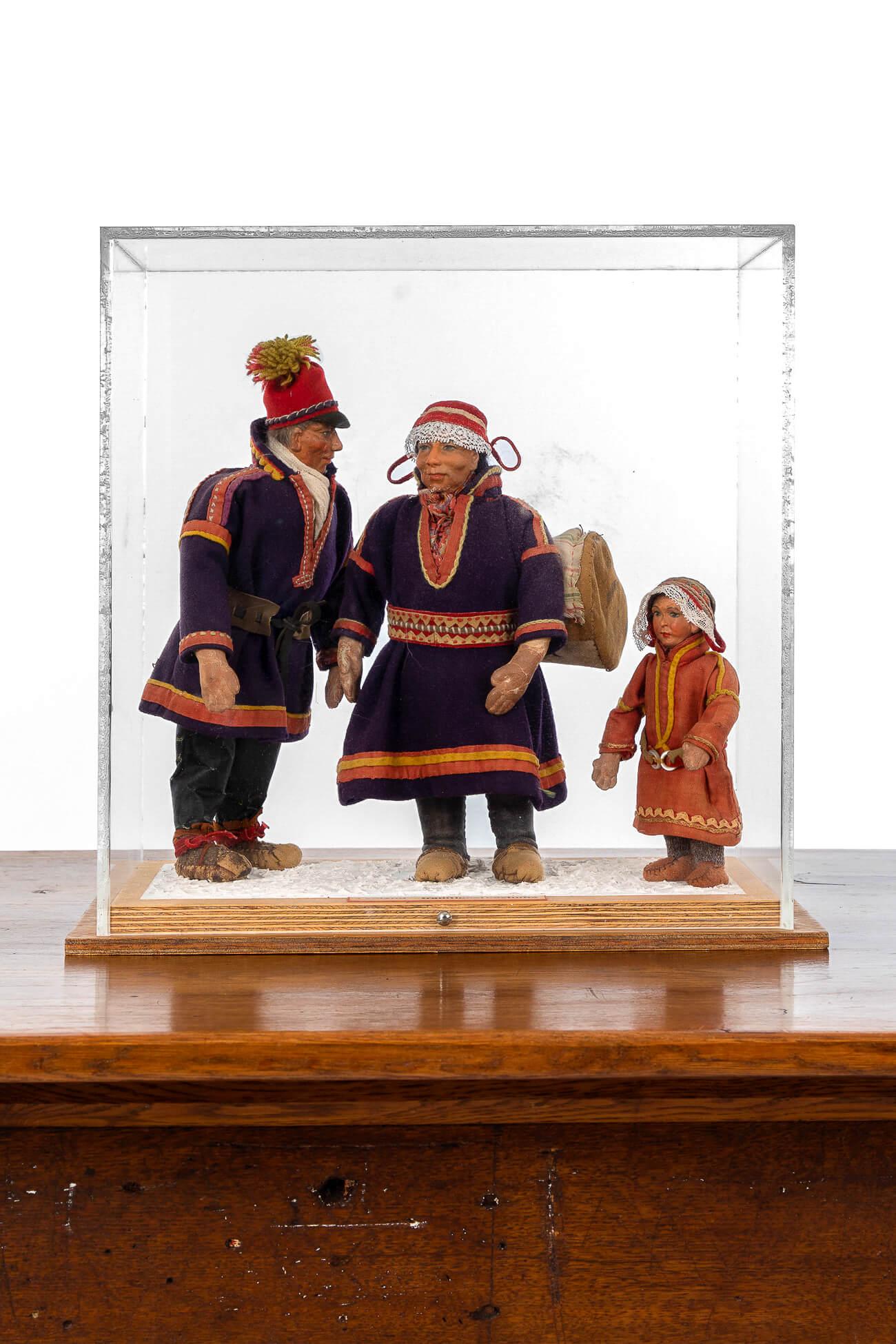 A rare and rather wonderful pair of antique dioramas, originally used as museum teaching aids to educate about the cultures of the world and their traditional dress.
Each diorama is housed within a custom-made perspex showcase and then stored