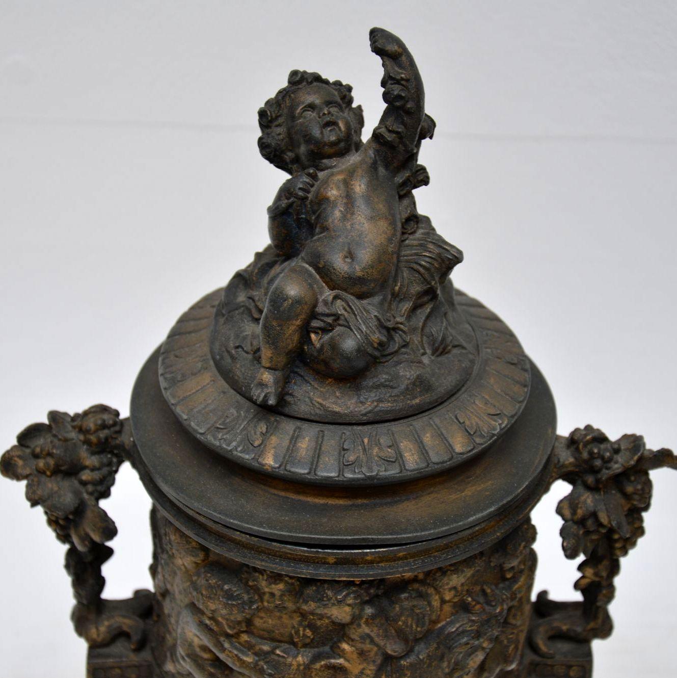 French Pair of Antique Neoclassical Bronze Urns
