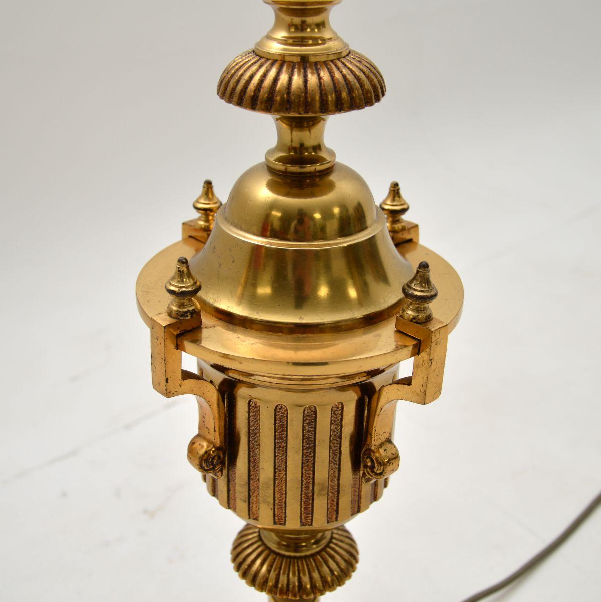 Pair of Antique Neoclassical Style Brass Table Lamps For Sale 3