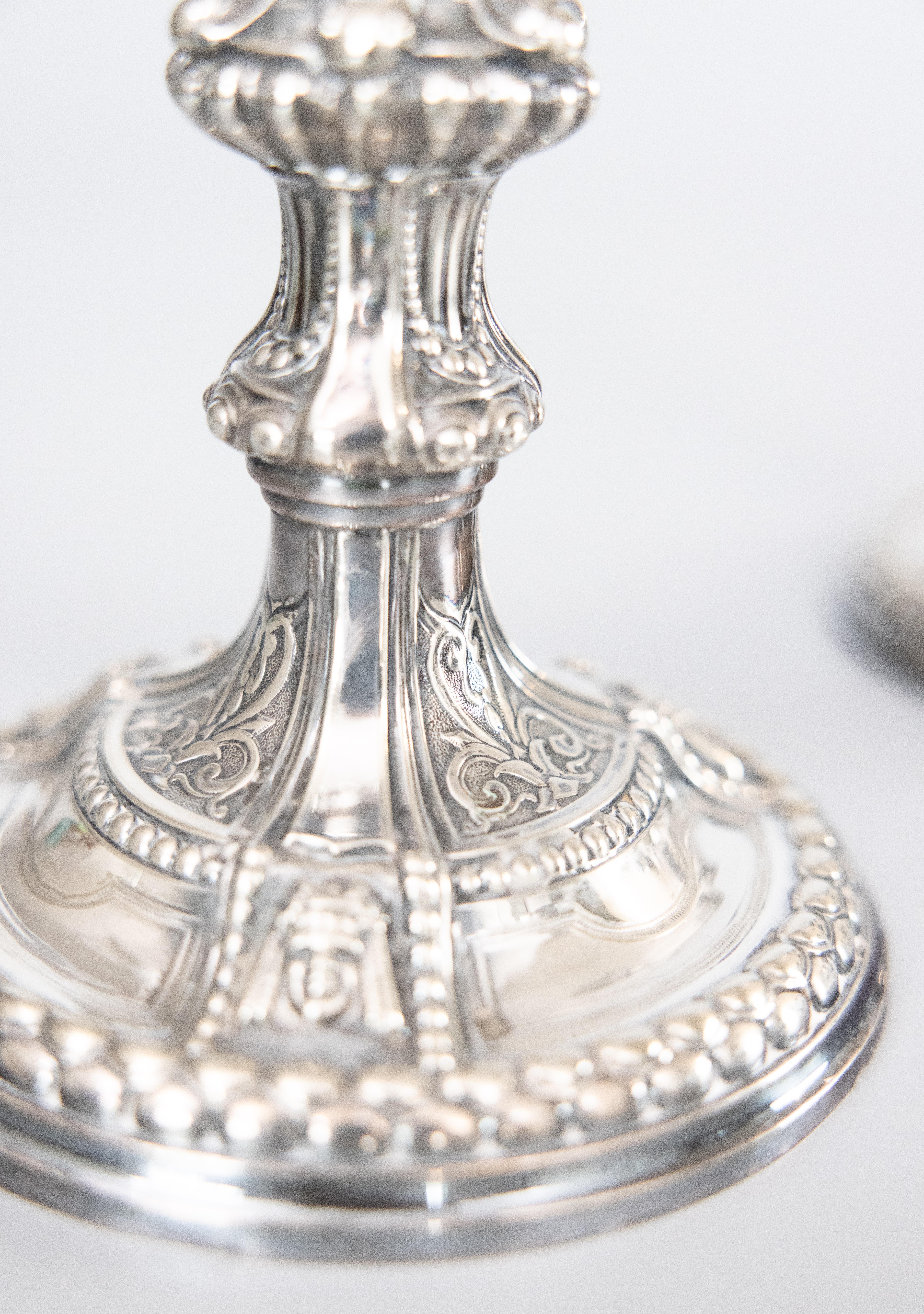 Pair of Antique Neoclassical Style English Silver Plate Candlesticks c. 1900 For Sale 4