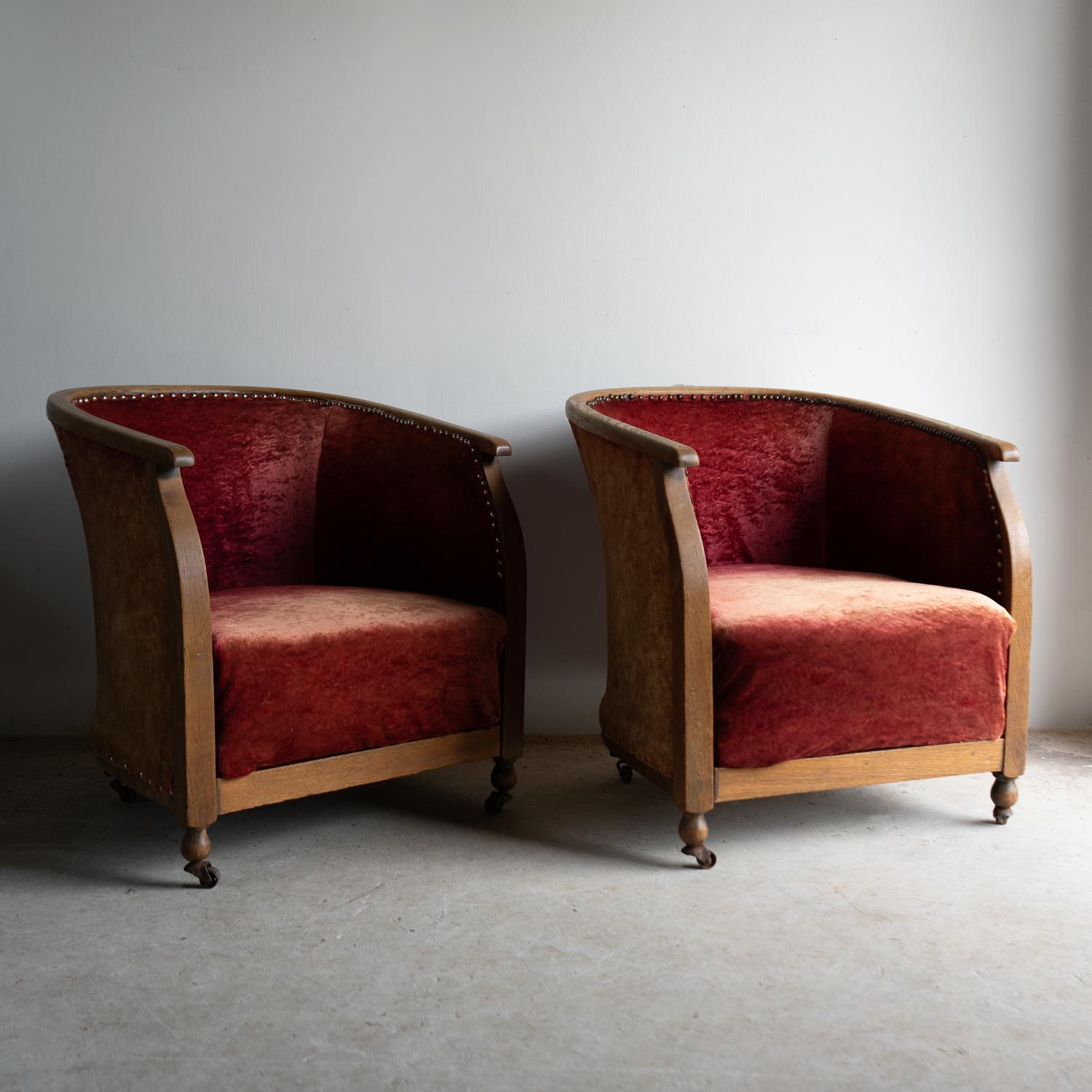 Metal Pair Of Antique Oak And Velvet Bow Backed Tub Chairs, Early 20th Century For Sale