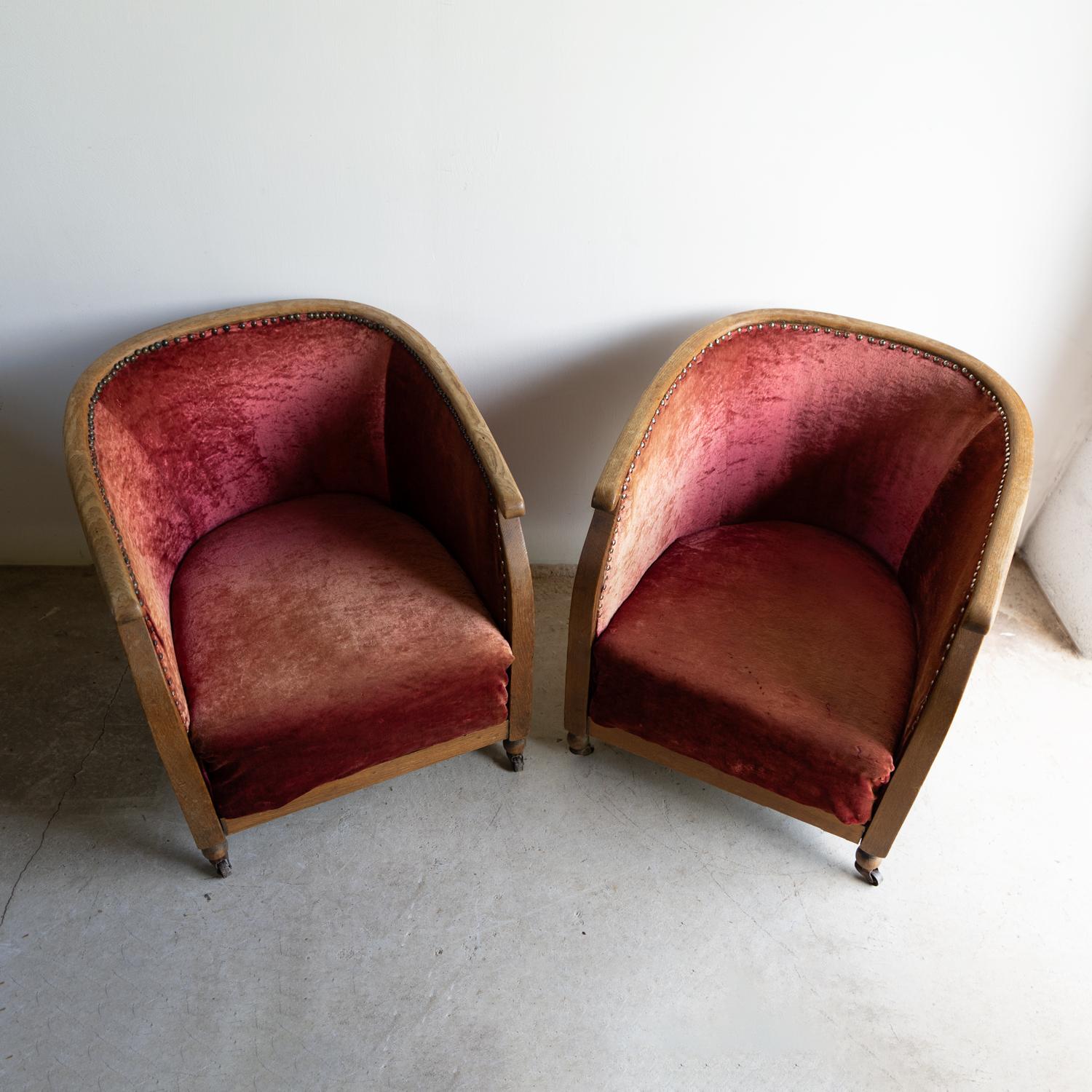 Pair Of Antique Oak And Velvet Bow Backed Tub Chairs, Early 20th Century For Sale 2