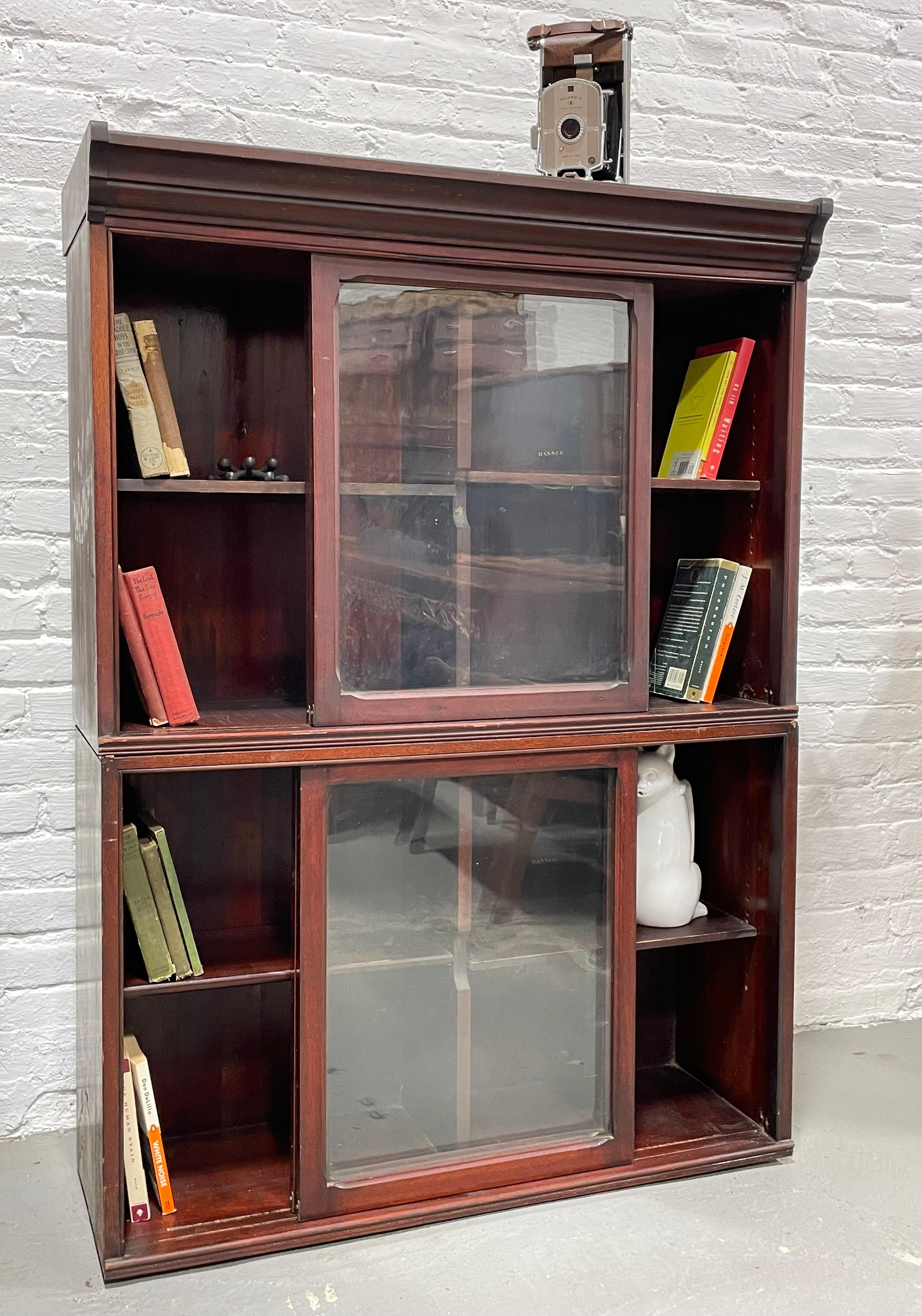 Pair of Antique Oak Bookcase / China Cabinet by Danner Furniture, circa 1910s 3