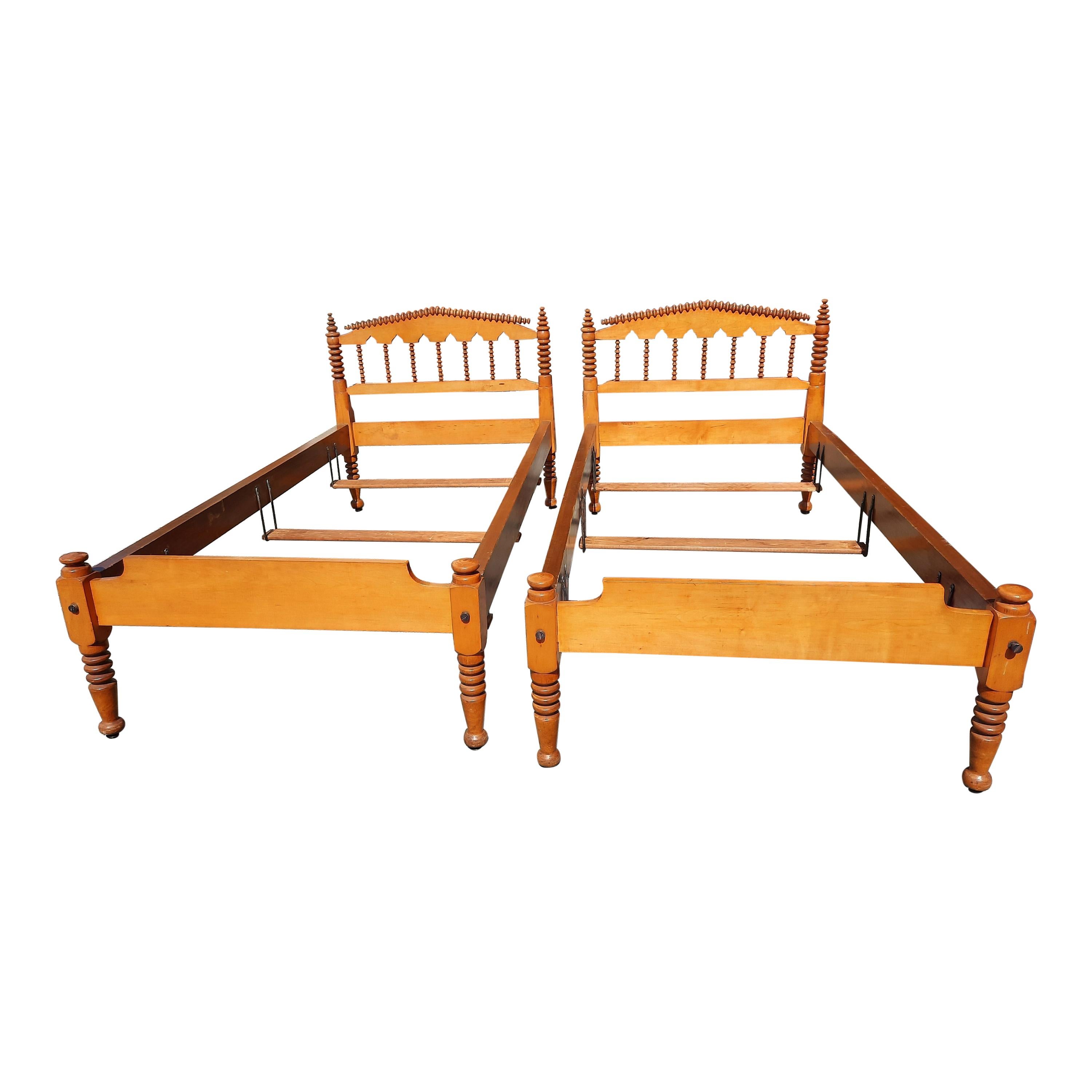 Pair of Antique American Maple Twin Beds For Sale