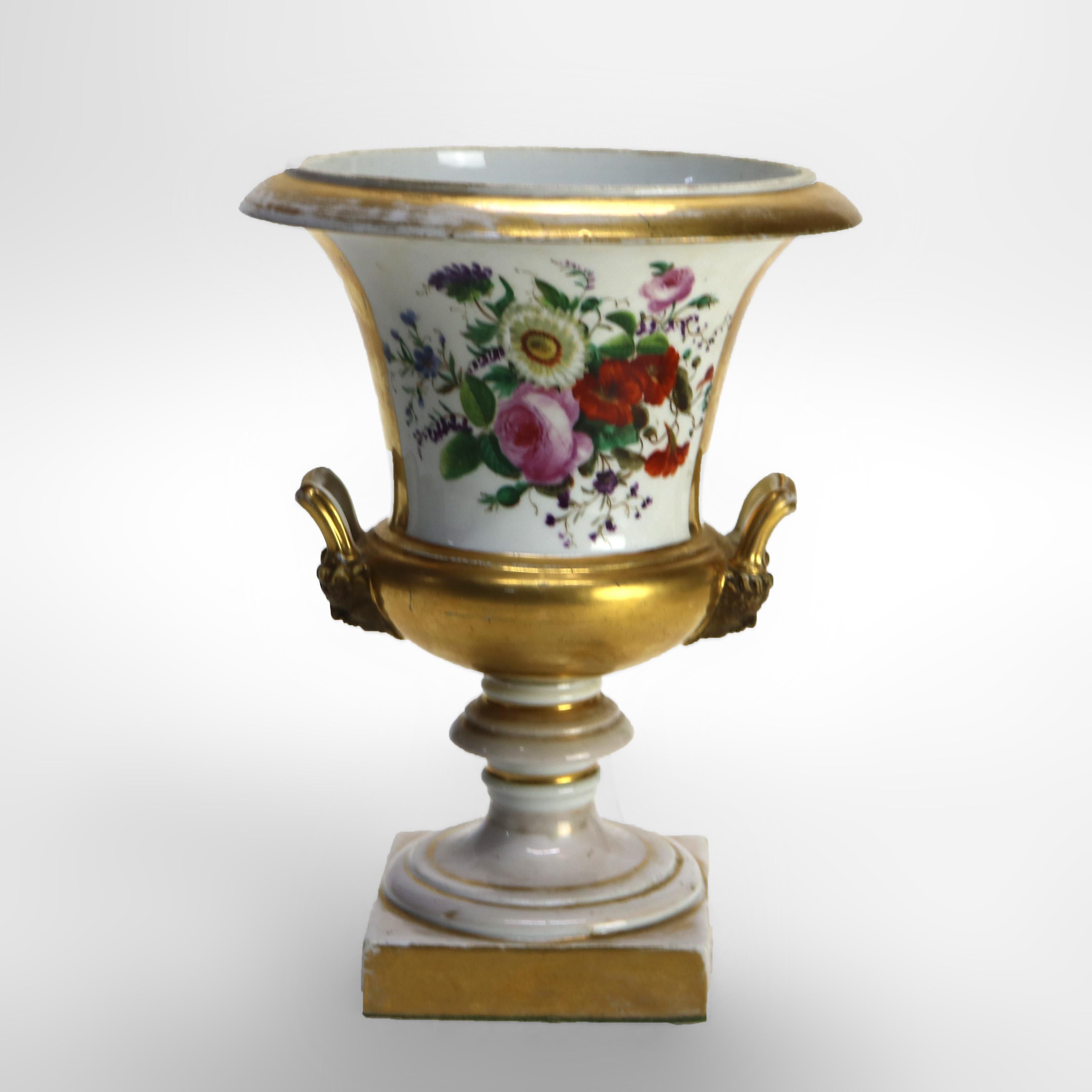 Coppia di urne da ritratto in porcellana Old Paris non firmate C1870

Misure - 12,25 