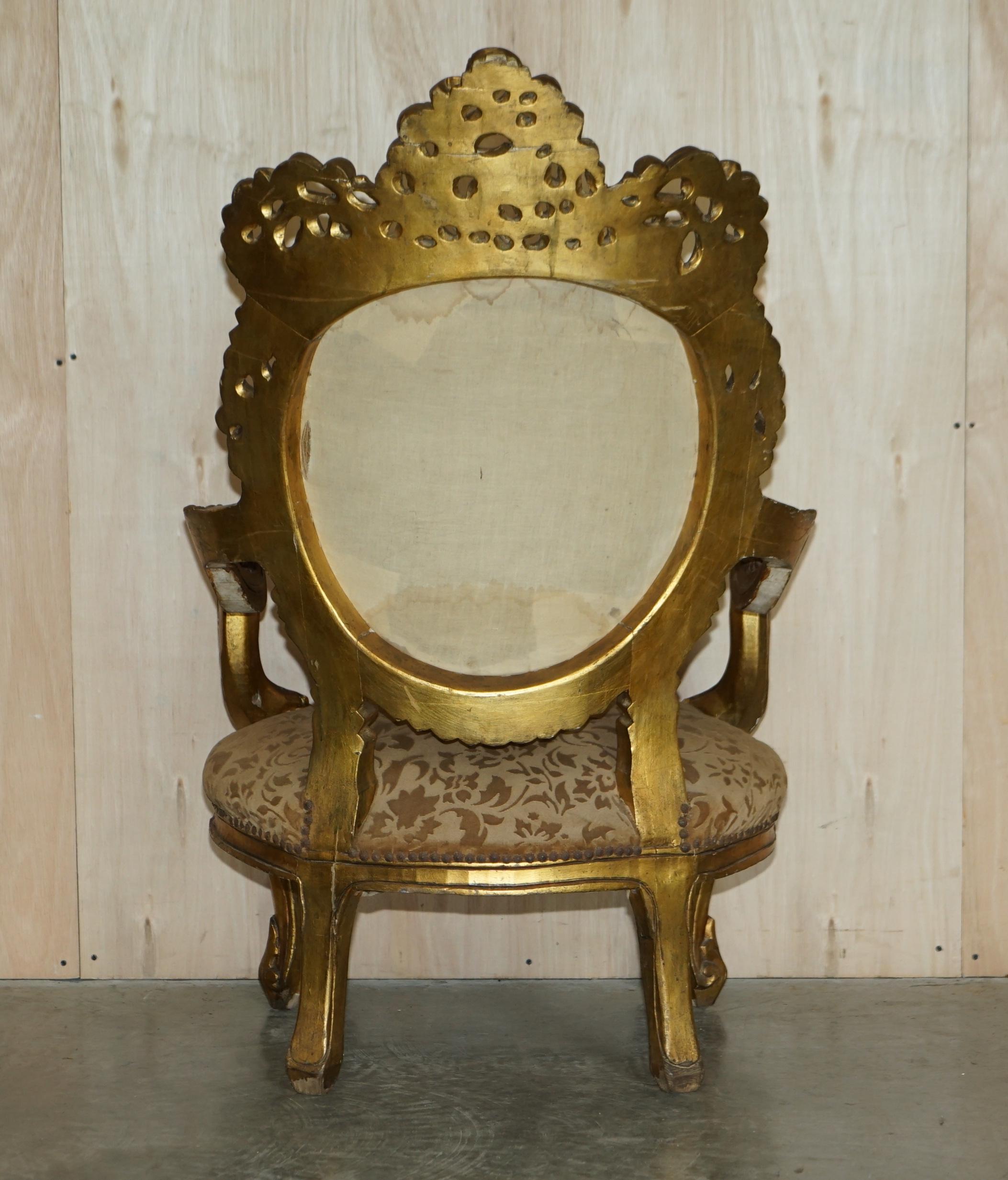 PAIR OF ANTIQUE ORIGINAL GiLTWOOD FINISH FRENCH LOUIS XV FAUTEUILS ARMCHAIRS For Sale 5