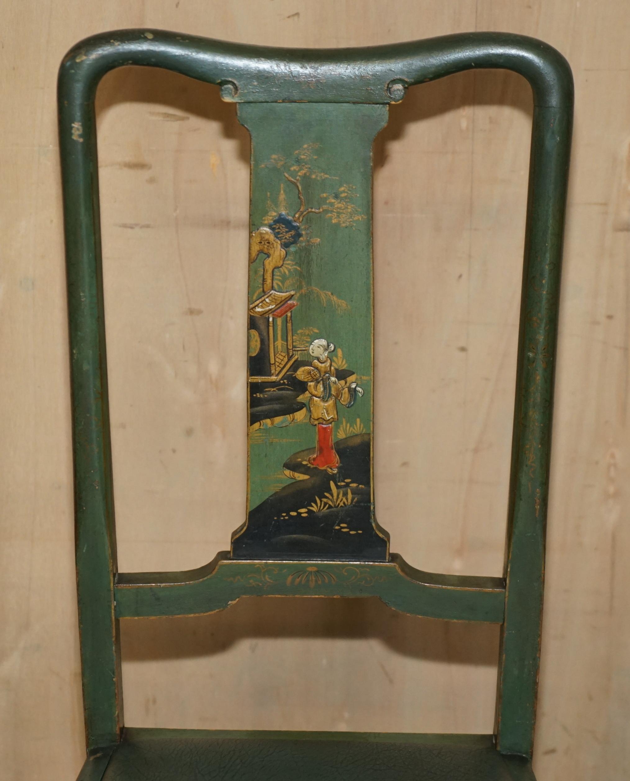 Hand-Painted PAIR OF ANTIQUE PAINTED FINISH CHINESE EXPORT CHINOISERIE GREEN SIDE CHAIRs For Sale