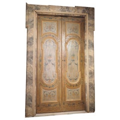Coppia di porte italiane antiche dipinte con cornice, 1780 circa