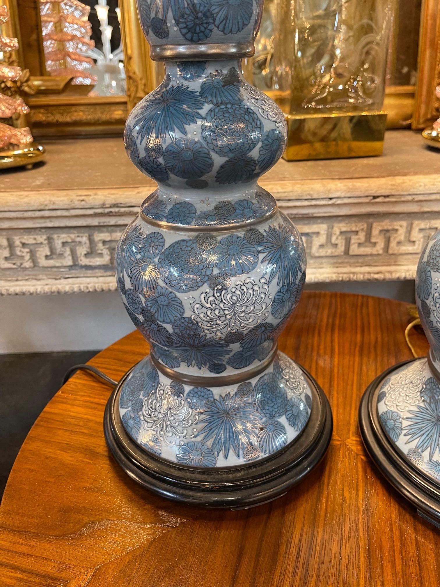 Pair of Antique Painted Porcelain Lamps In Good Condition In Dallas, TX