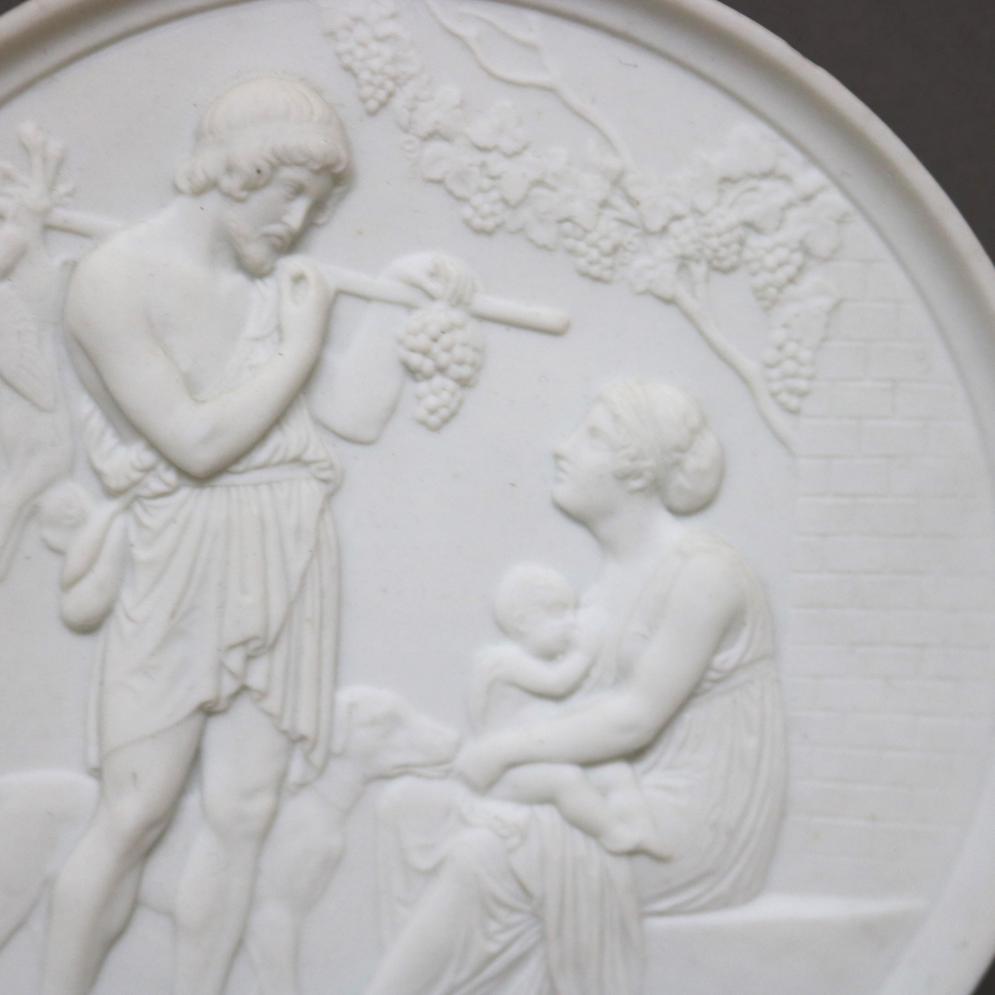 Porcelaine Paire de plaques anciennes en porcelaine classique de Parian Ware C1880 en vente