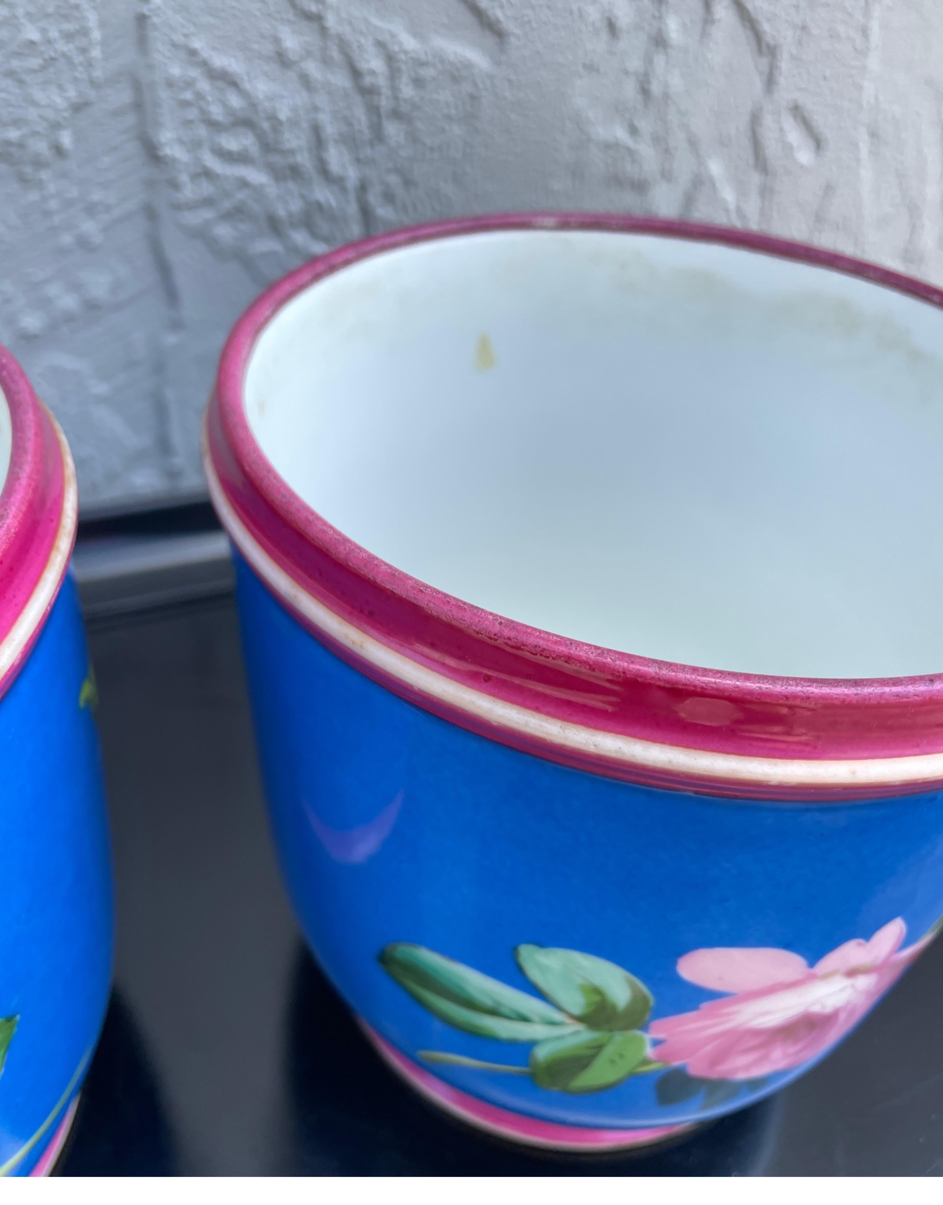 Pair of Antique Paris Porcelain Cachepots with Pink Peonies For Sale 1