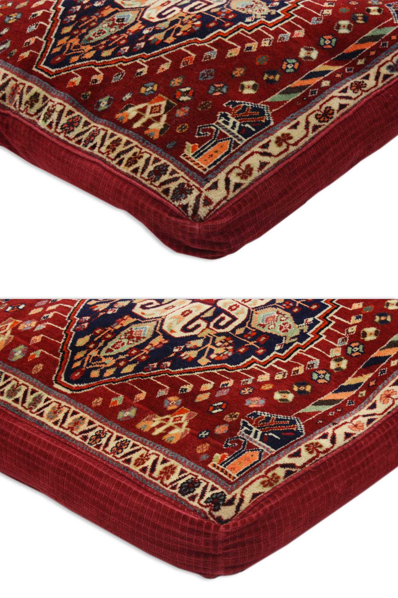 76799-76800 pair of antique Persian Ghashghaei floor pillow cushions.
Dating from around about the 1900s, this is a gorgeous example of an antique Persian Ghashghaei pillow poshit cushion that was used in nomad tents. This hand knotted wool antique