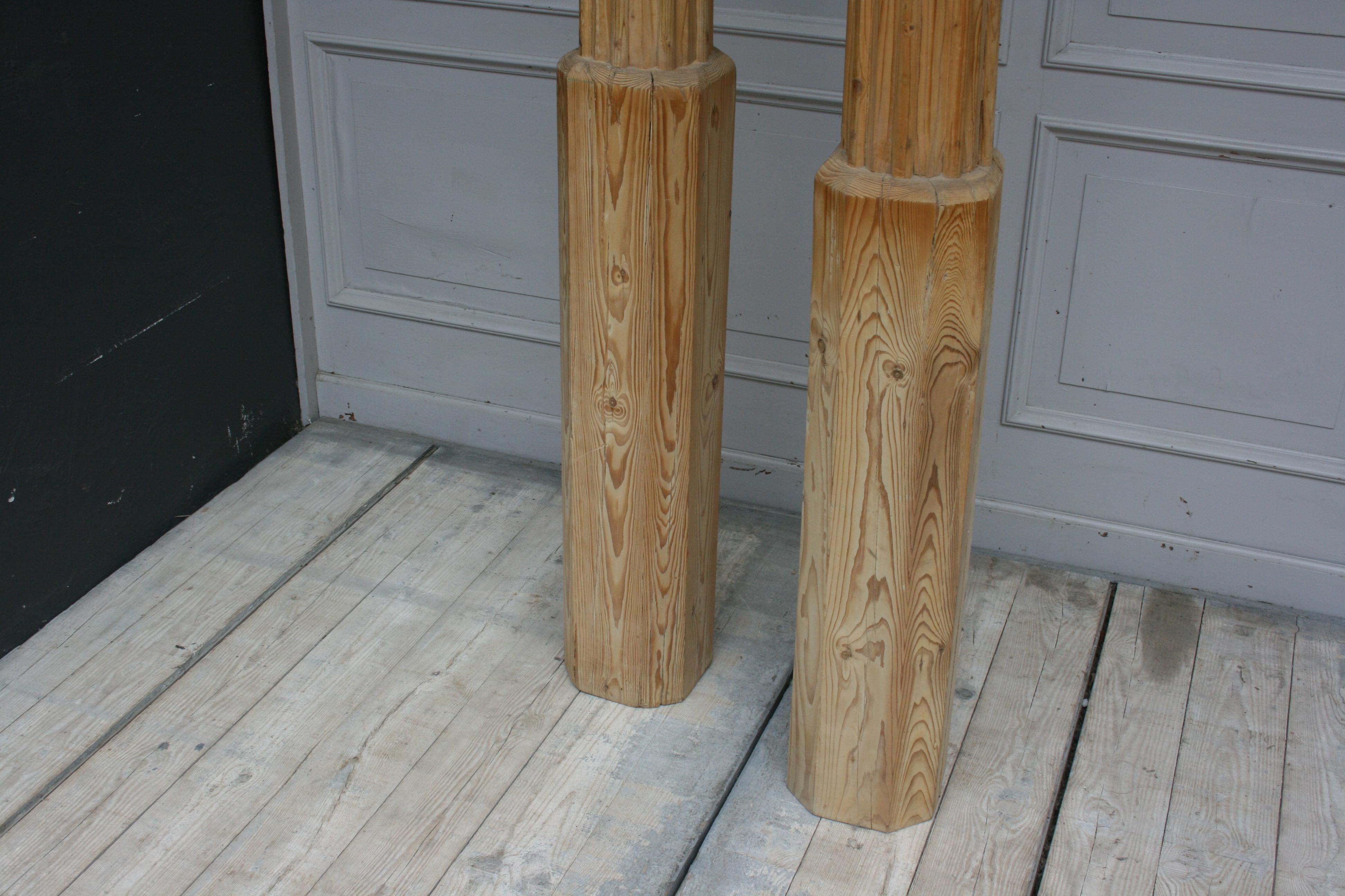 Pair of Antique Pine Columns, Southern Germany In Good Condition In Dusseldorf, DE