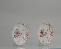 Paar antike Teller Fencai Porzellan Famille Rose China Qianlong, 1736-1795