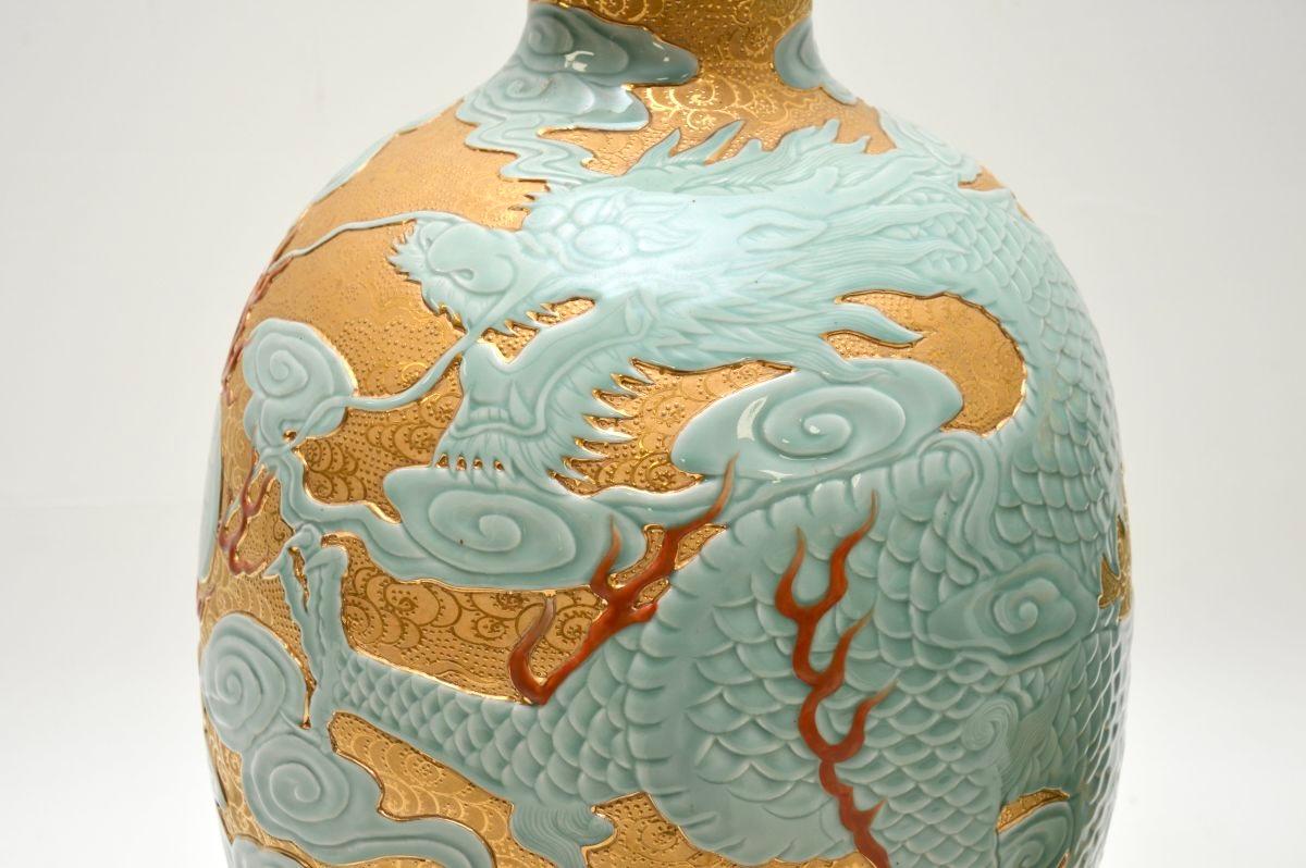Pair of Antique Qianlong Style Chinese Ceramic Vases For Sale 2