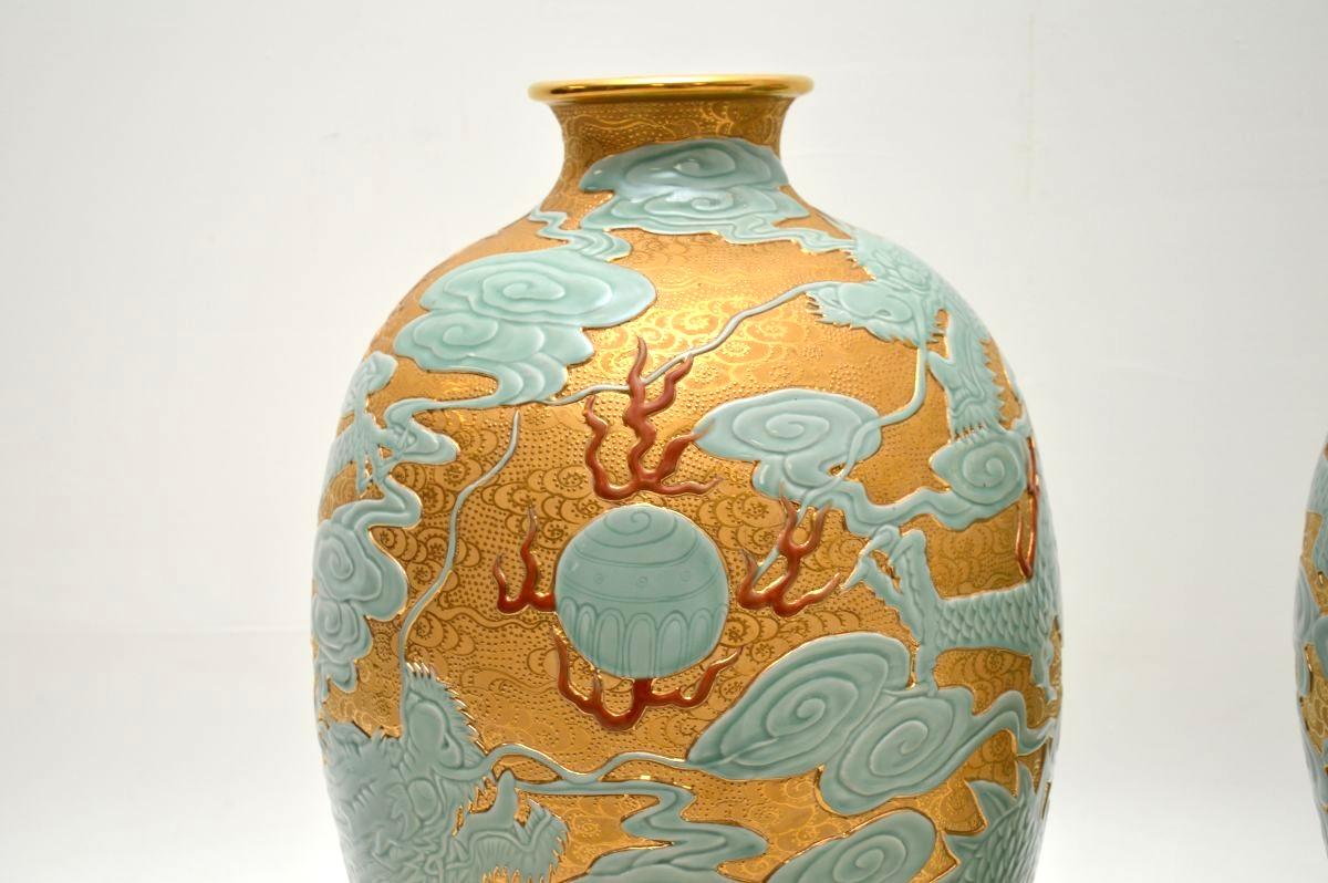 Pair of Antique Qianlong Style Chinese Ceramic Vases For Sale 4
