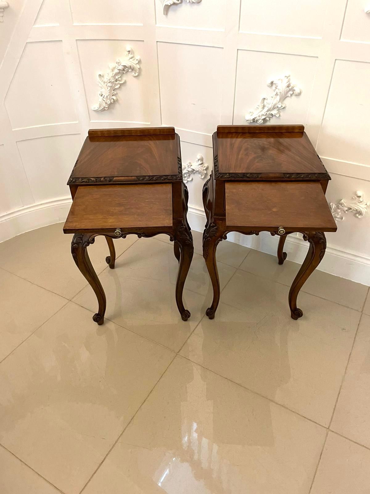 English Pair of Antique Quality Figured Mahogany Bedside Tables
