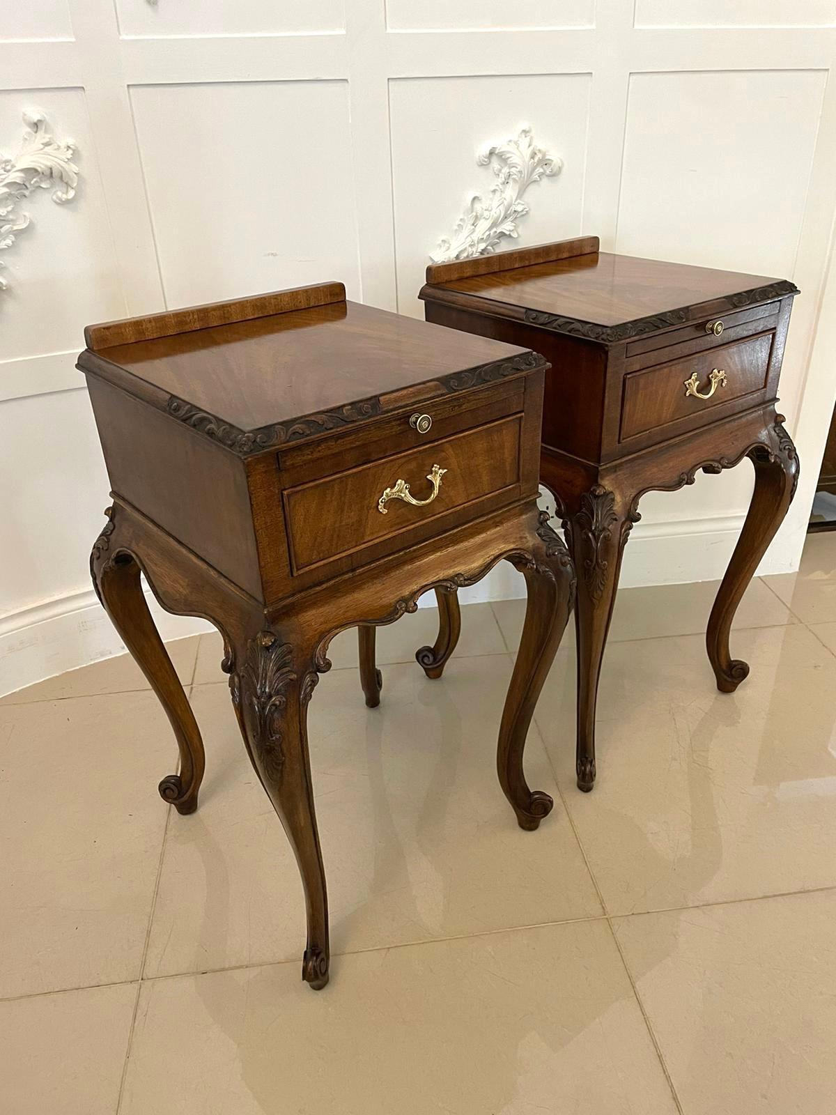 20th Century Pair of Antique Quality Figured Mahogany Bedside Tables