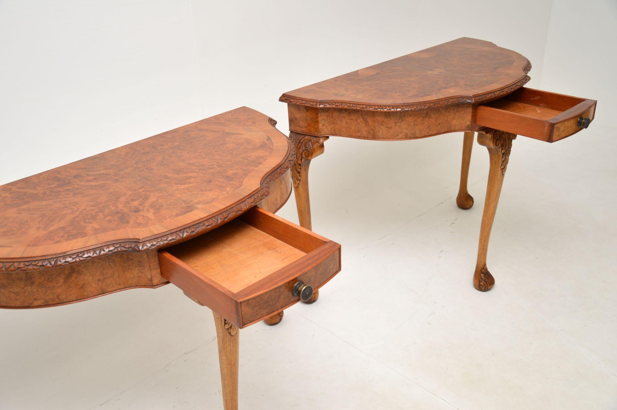 Pair of Antique Queen Anne Style Burr Walnut Console Tables For Sale 2