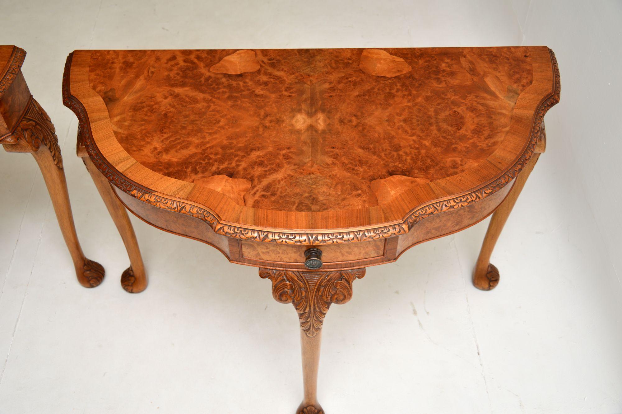 Pair of Antique Queen Anne Style Burr Walnut Console Tables For Sale 4
