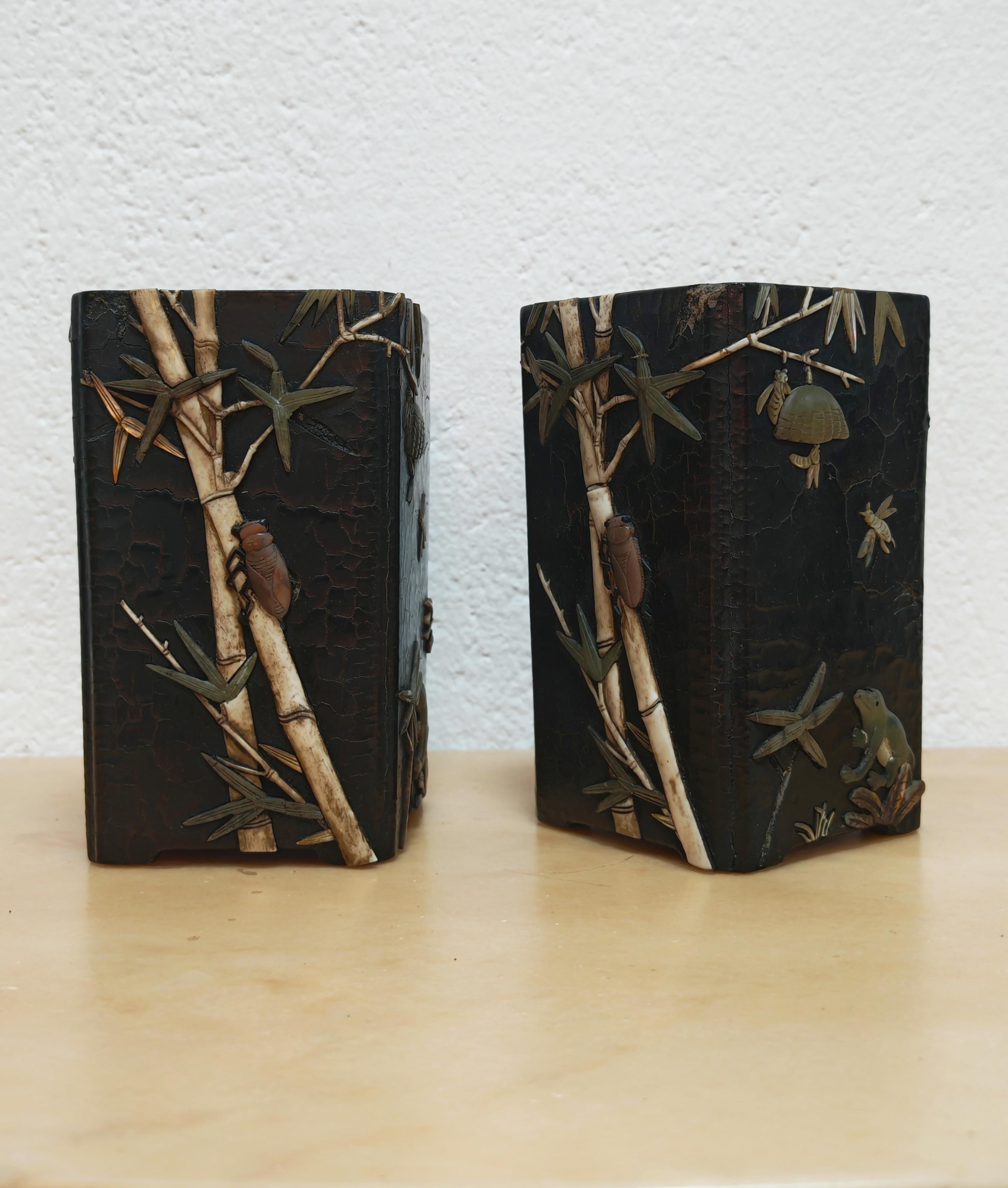 Paar antike rechteckige Pinseltöpfe, schwarzer Lack mit Intarsien, China um 1800 im Angebot 4