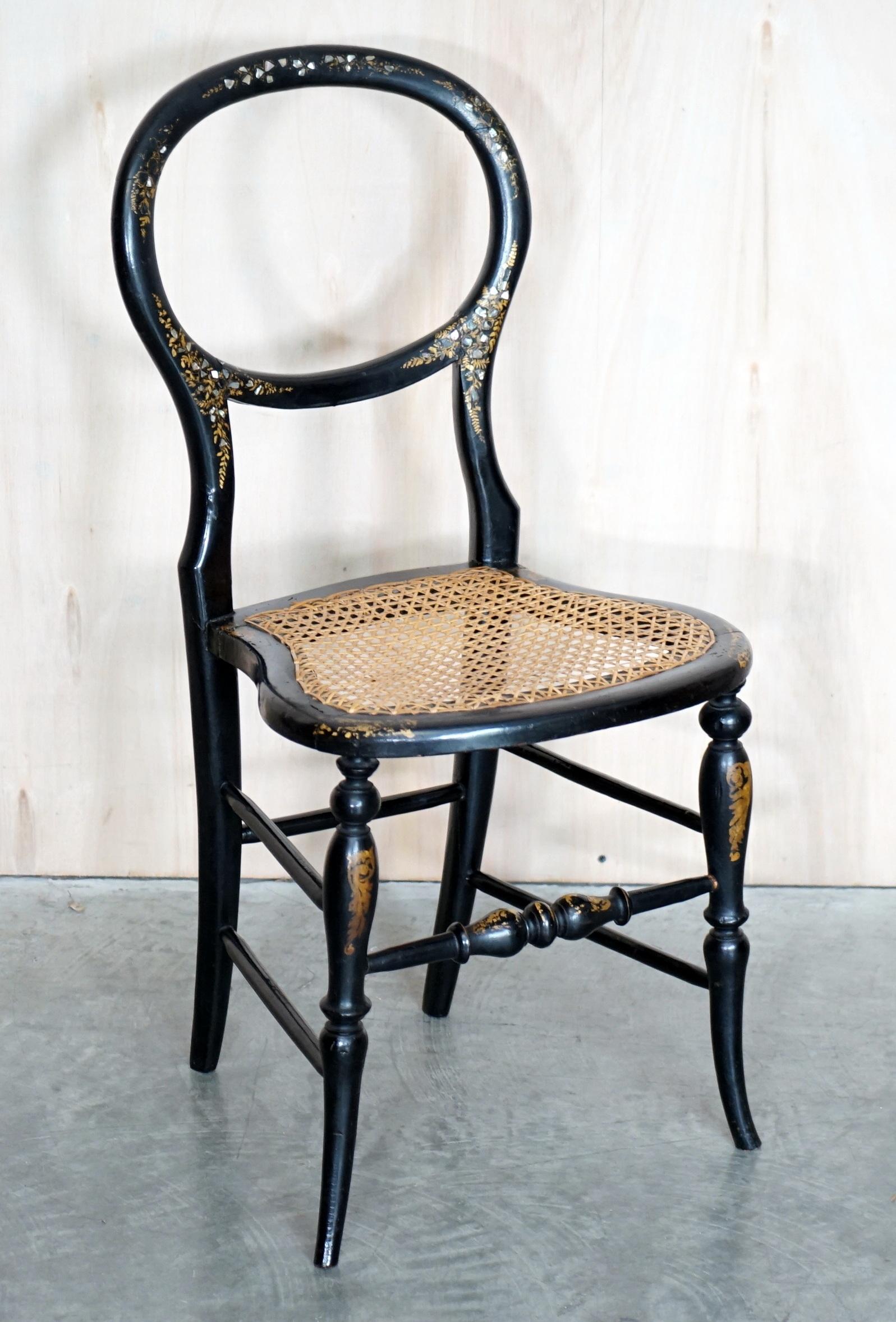 English Pair of Antique Regency Berger Mother of Pearl Side Occasional Chairs & Table For Sale