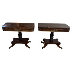 Coppia di tavoli da gioco in legno di palissandro di qualità antica e reggente