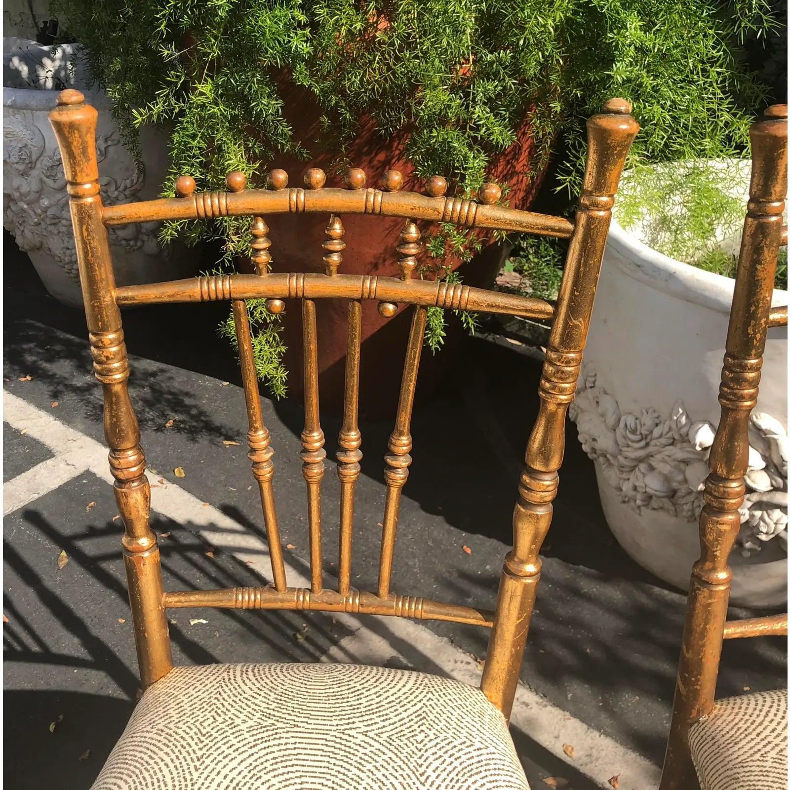 XIXe siècle Paire de chaises d'appoint anciennes de style Regency, fin du 19ème siècle en vente