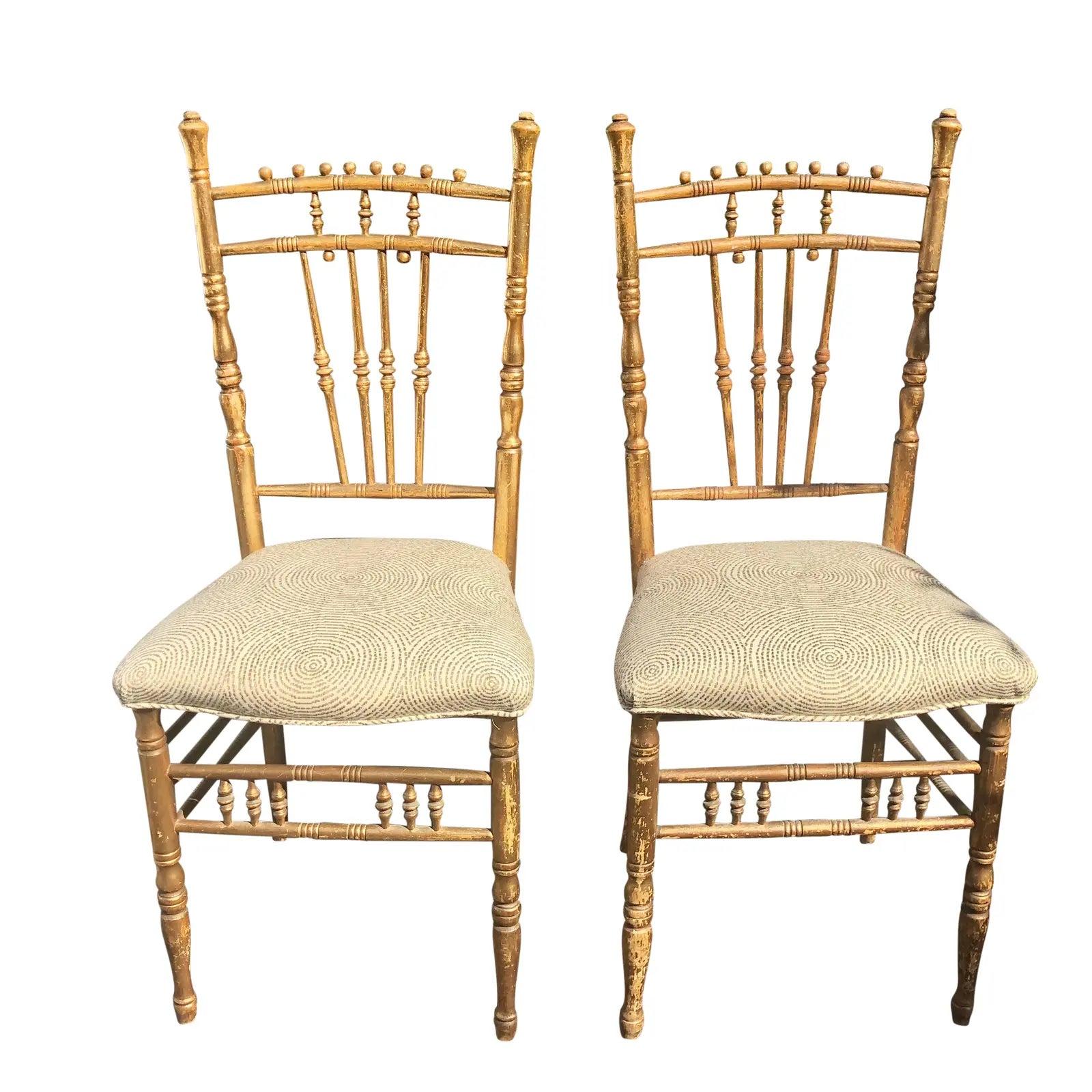 Paire de chaises d'appoint anciennes de style Regency, fin du 19ème siècle en vente 1