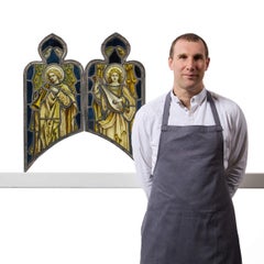 Paire de vitraux religieux anciens par Atkinson Bros