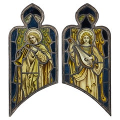 Paire de vitraux religieux anciens par Atkinson Bros