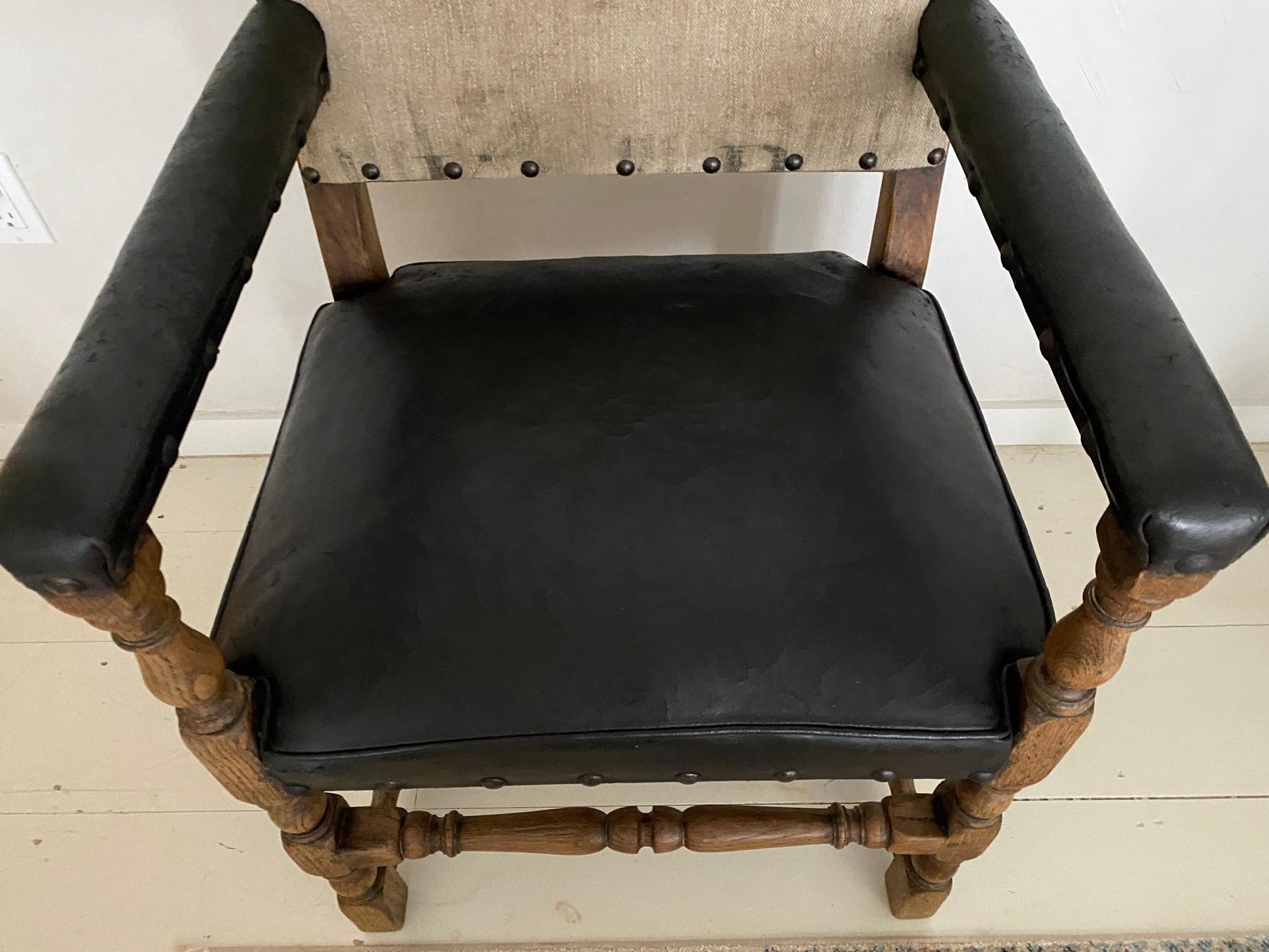 Pair of Antique Renaissance Style Throne Arm Chairs In Good Condition In Sheffield, MA