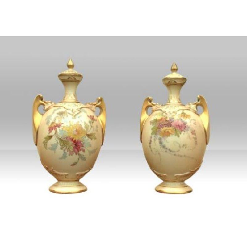 English Pair of Antique Royal Worcester Blush Ivory Vases For Sale