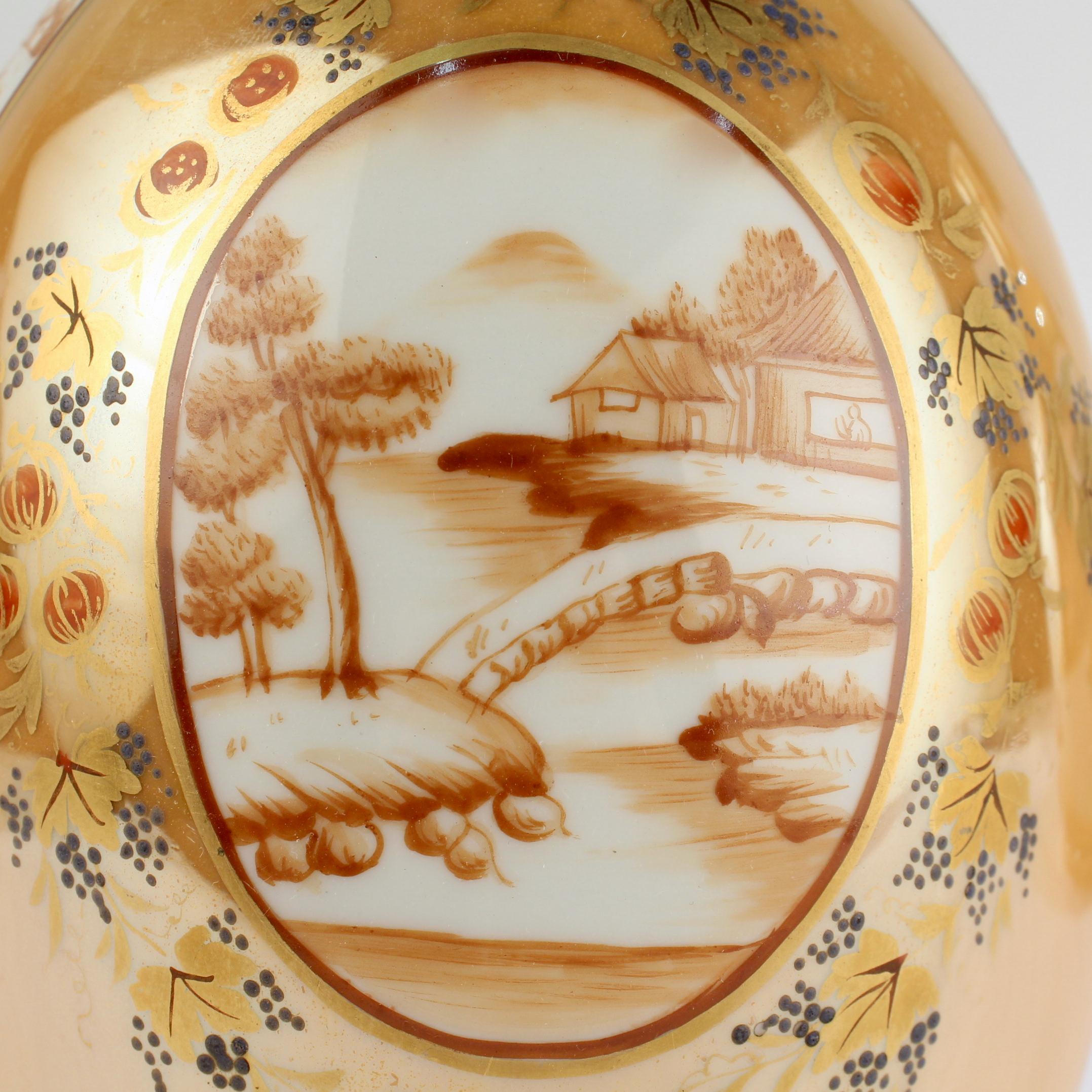 20ième siècle Paire de vases bouteilles anciens en porcelaine de Samson de style exportation chinoise en vente