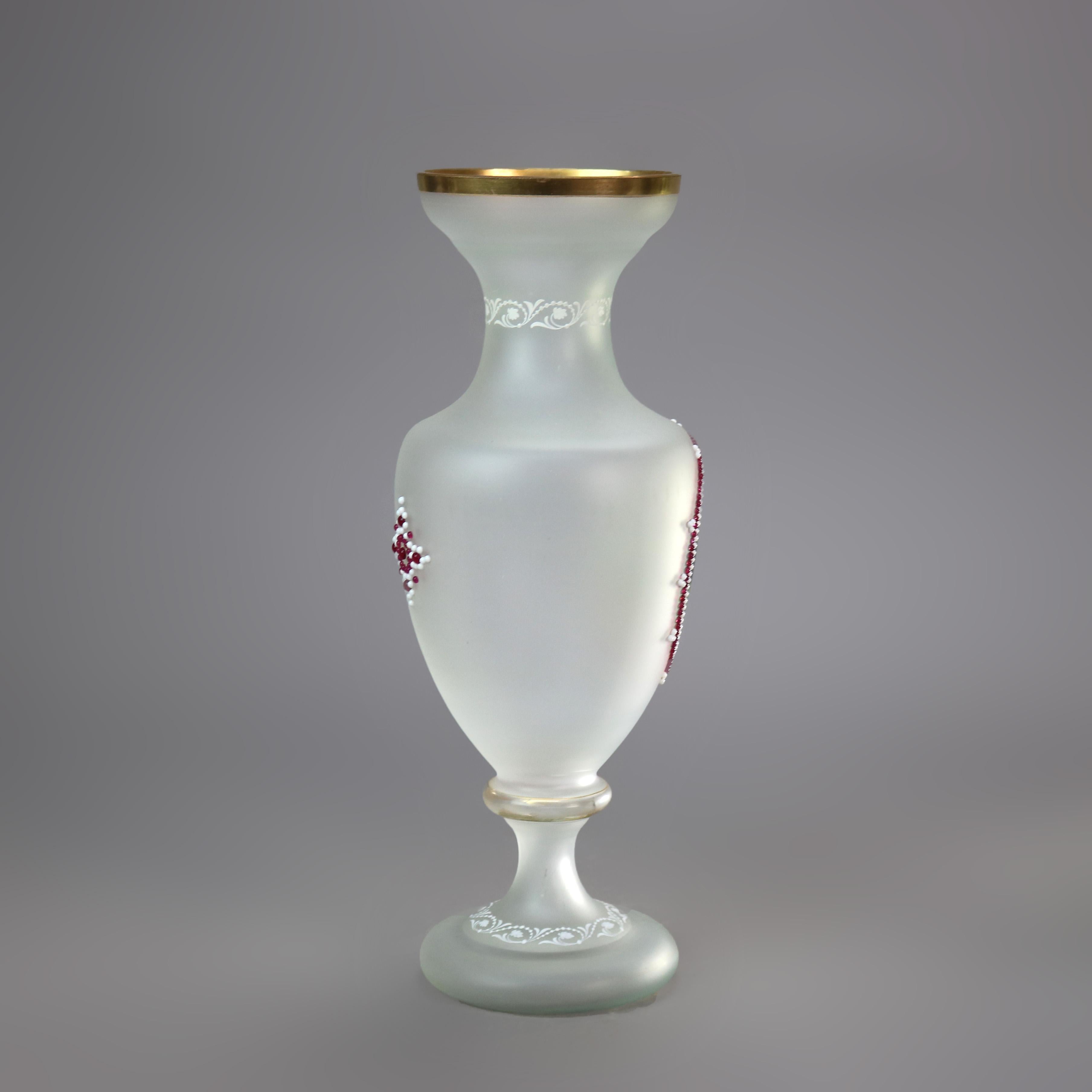 Paire de vases anciens scéniques en verre peint à la main coquillage C1890 en vente 2