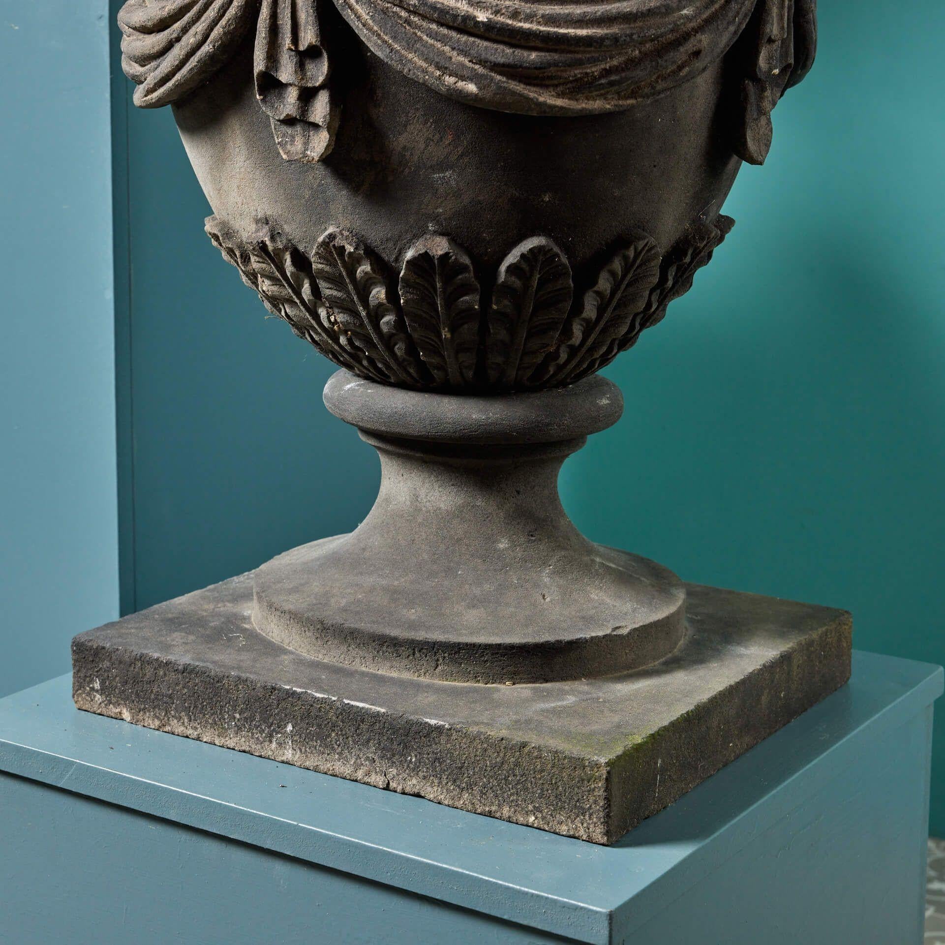 Pair of Antique Scottish Adam Style Sandstone Garden Urns For Sale 1