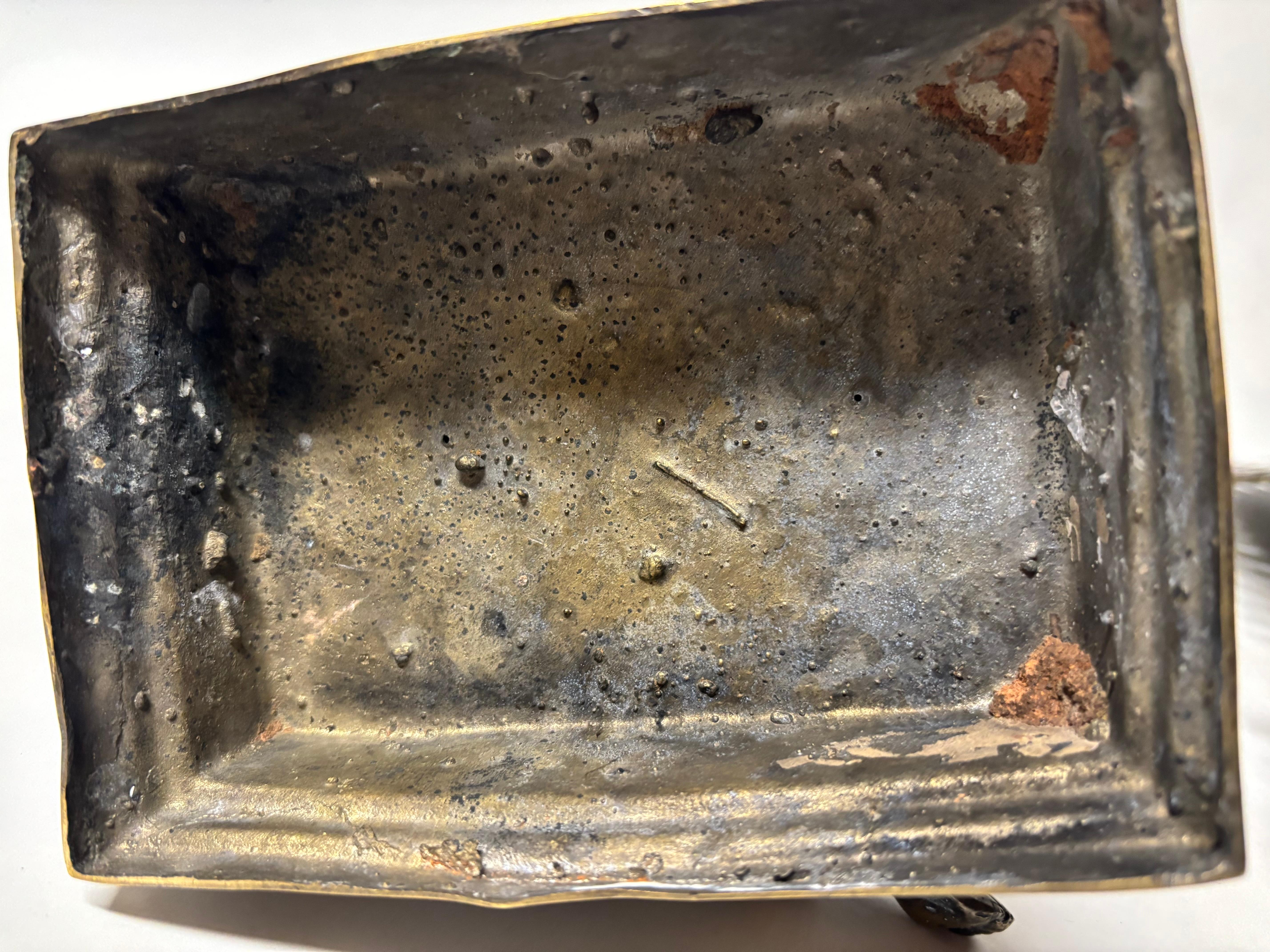 XIXe siècle Paire de Bouddhas assis anciens en bronze du Sud-Est en vente