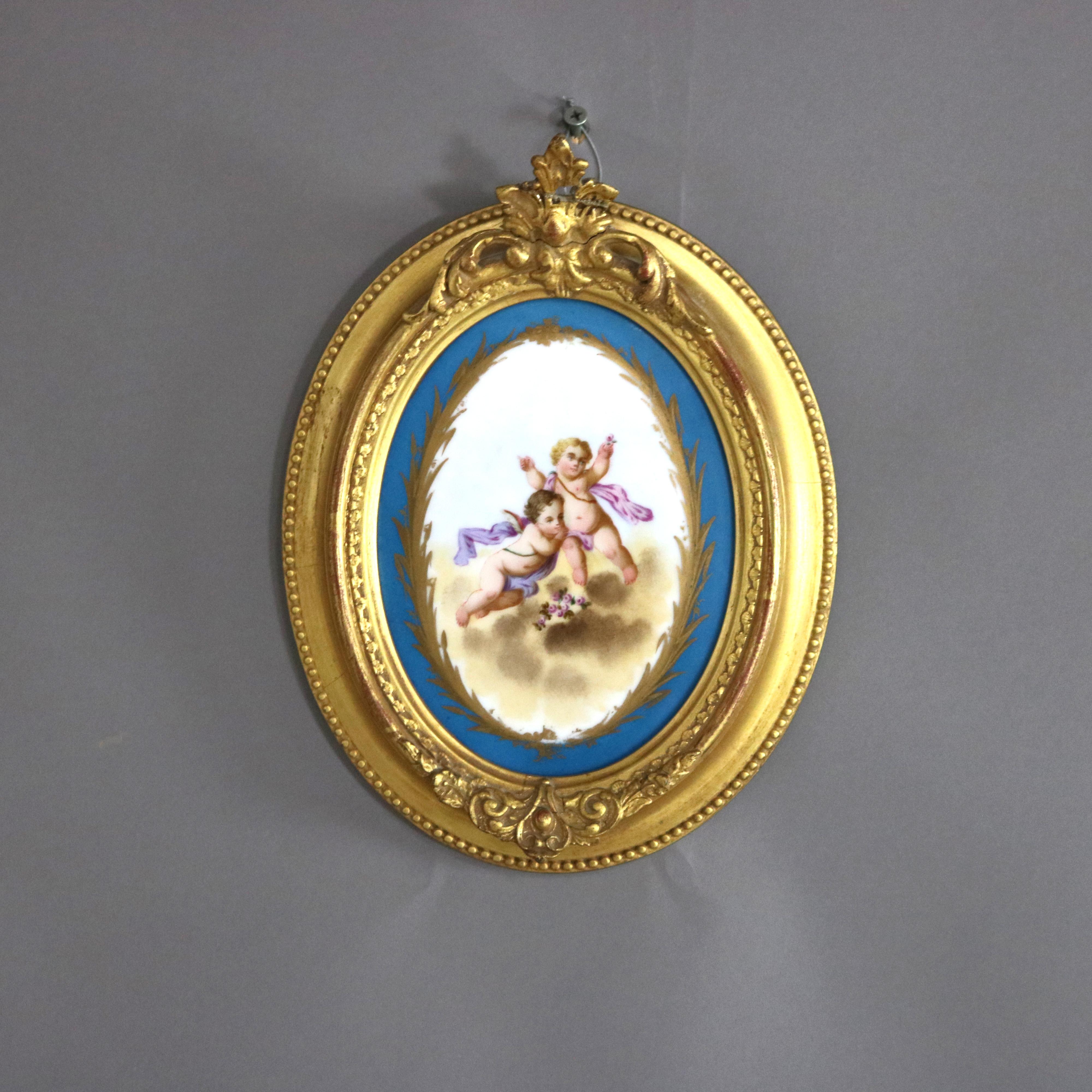 Pareja de placas antiguas de porcelana neoclásica de Sevres con querubines C1890 siglo XIX