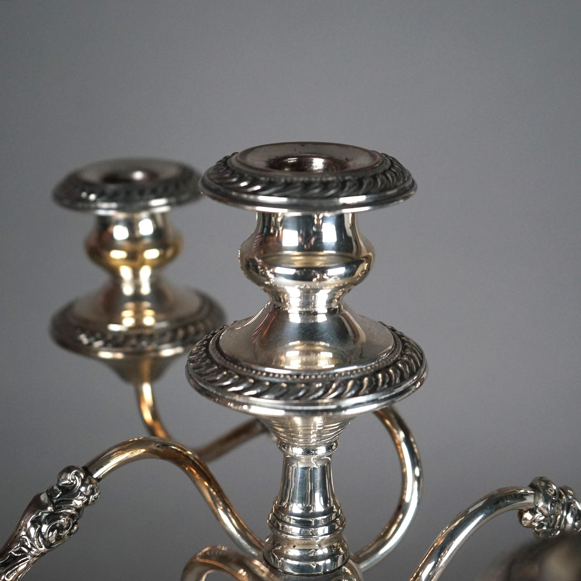 Pareja de antiguos candelabros de cinco luces plateados de la escuela de Sheffield c1890 4