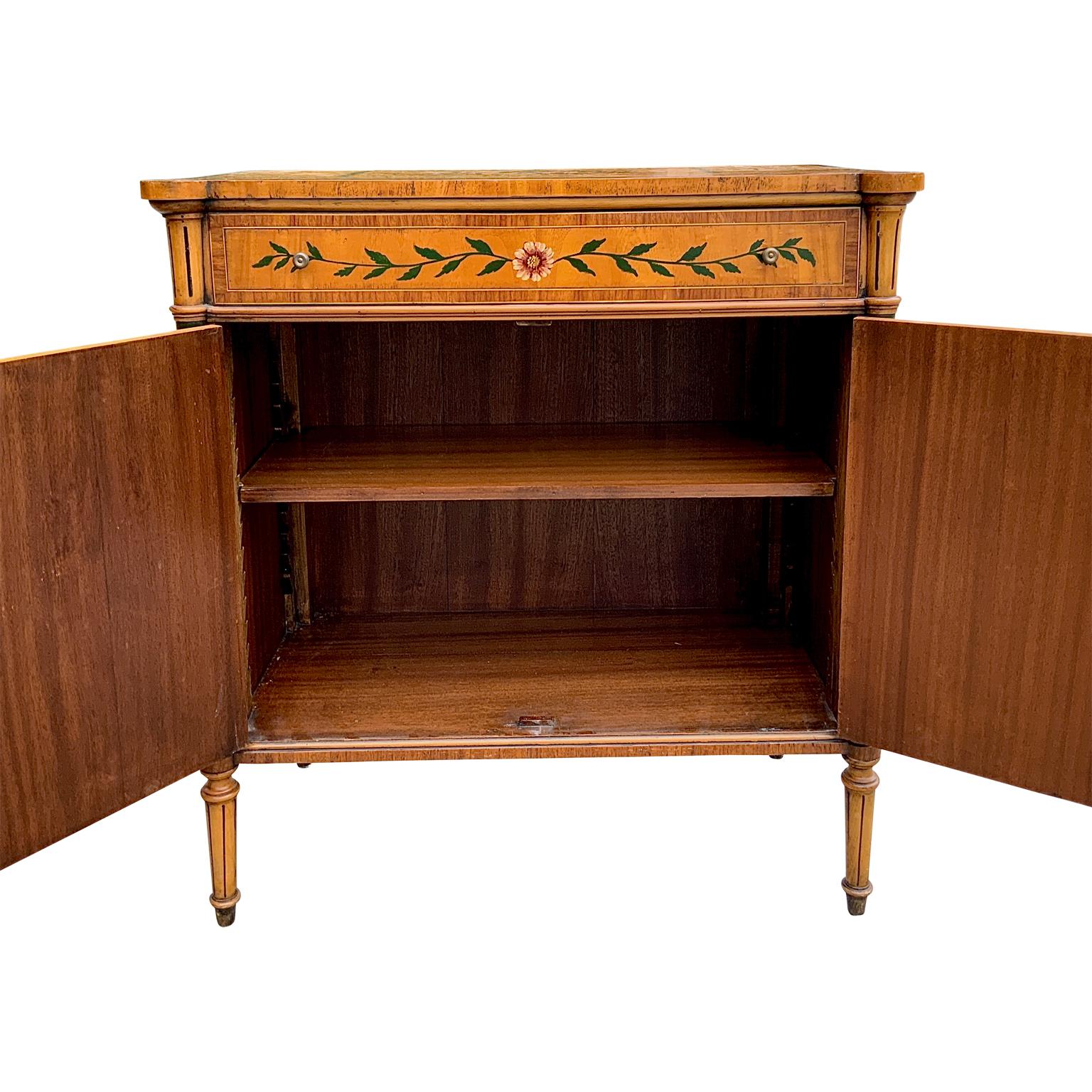 Pair of Antique Sheraton Style Hand Painted Inlaid Cabinets Nightstands In Good Condition In Haddonfield, NJ