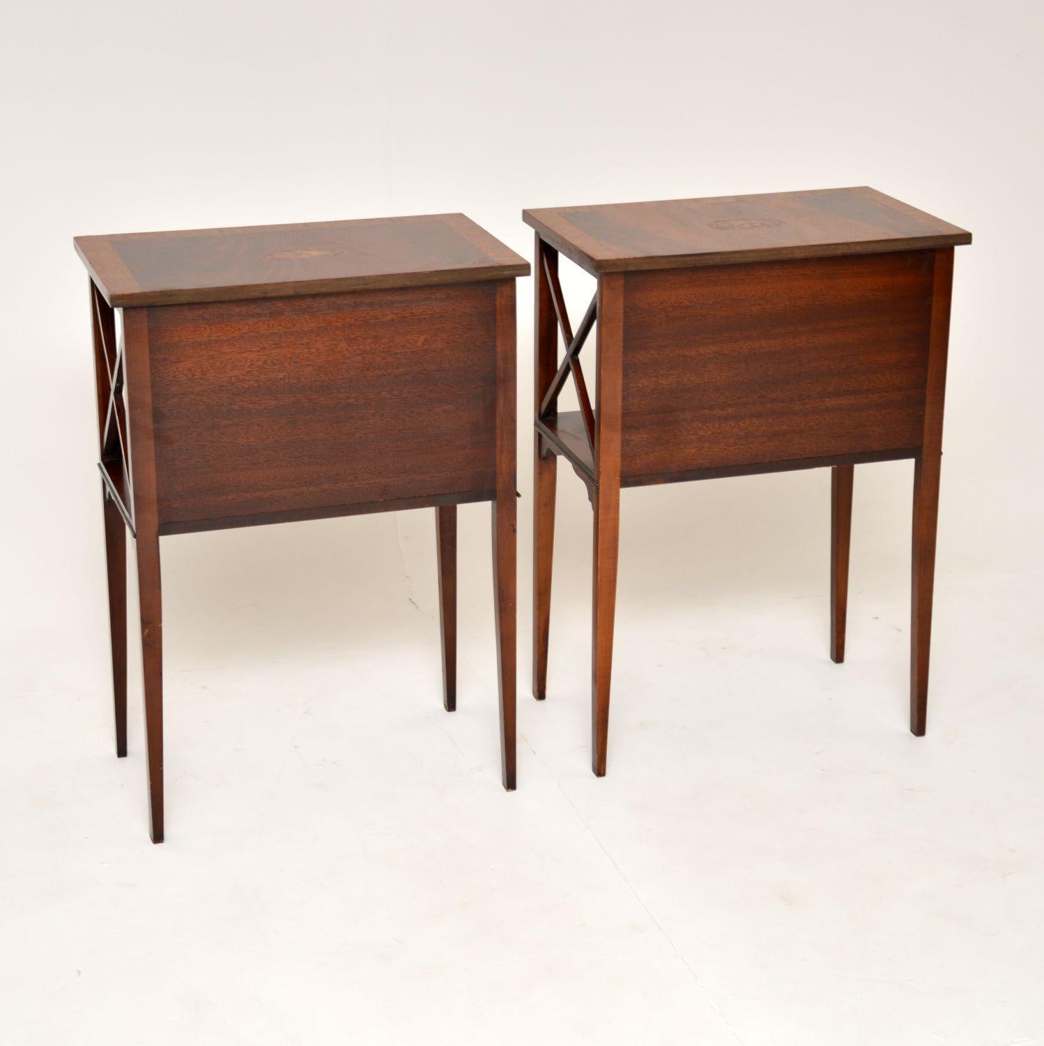 Pair of Antique Sheraton Style Inlaid Side Tables 7