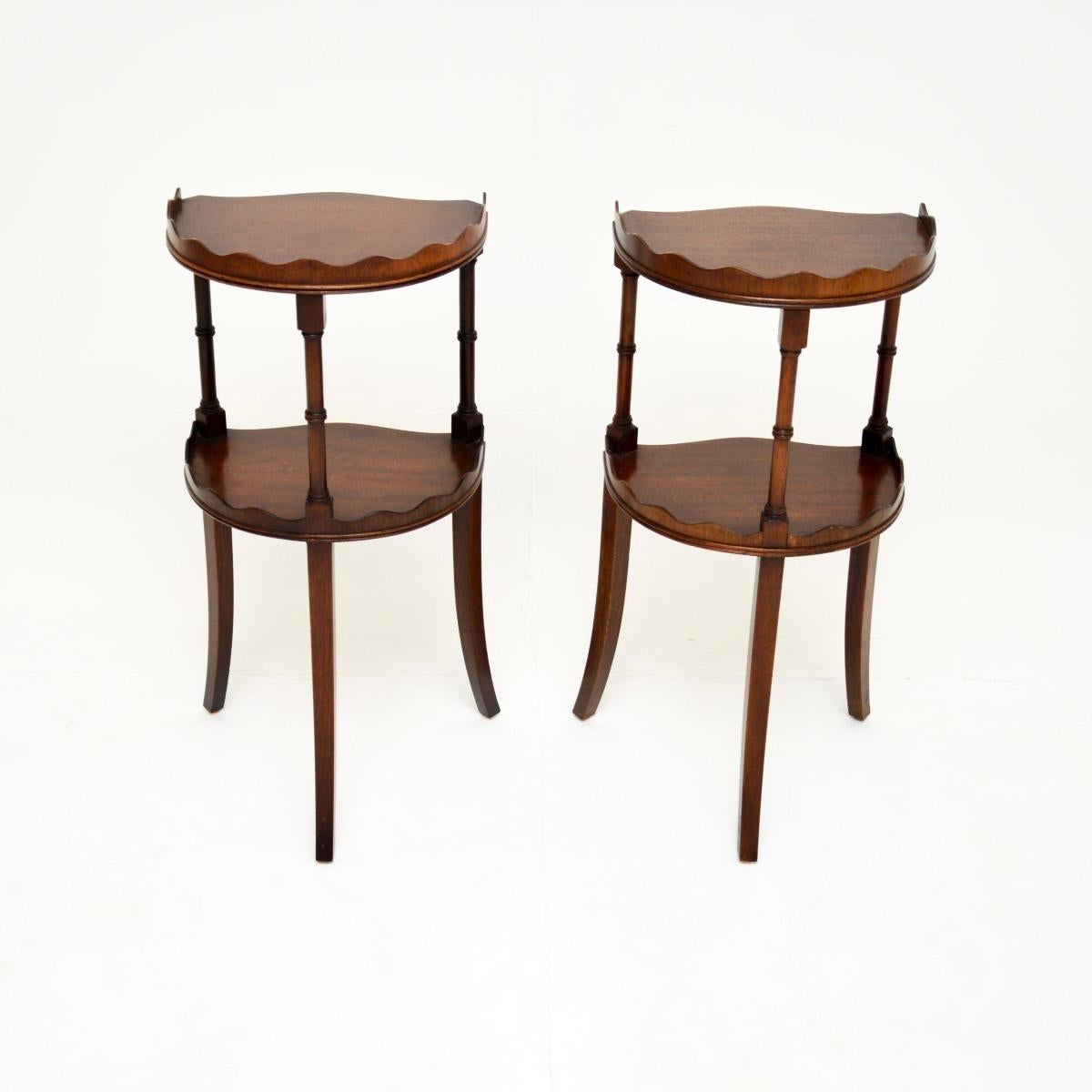 Pair of Antique Sheraton Style Side Tables In Good Condition In London, GB