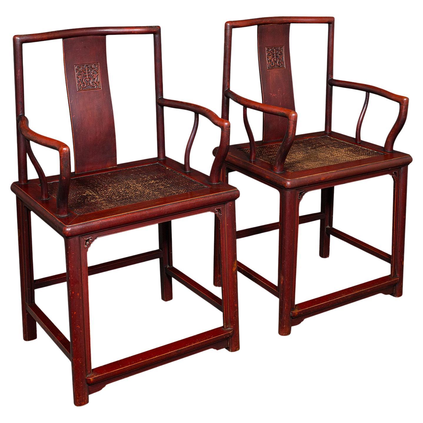 Paire de chaises d
appoint anciennes, orientales, laquées, sièges coudés, canne, victoriennes