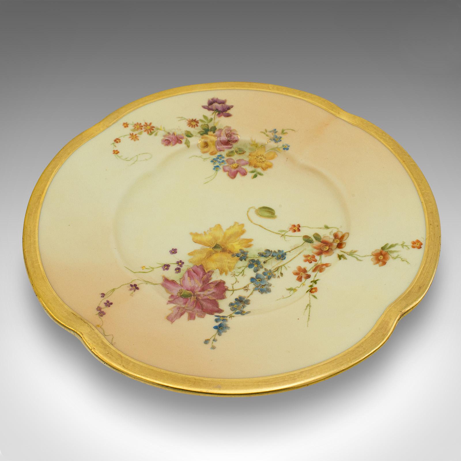decorative saucer plates