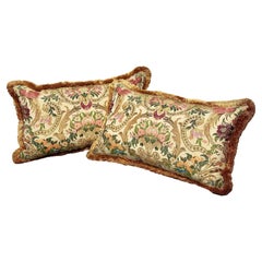 Paire de coussins anciens en brocart de soie