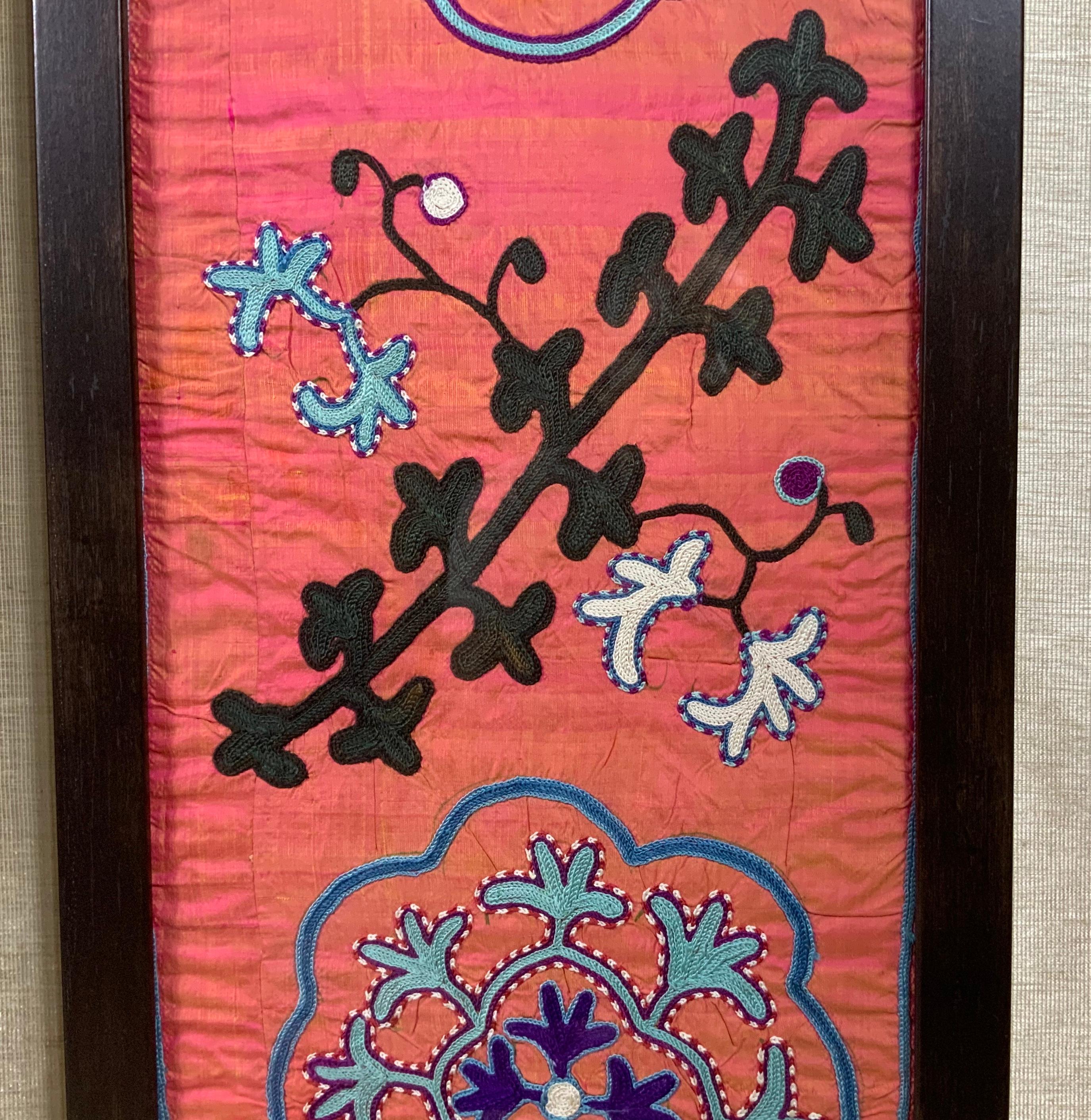 20th Century Pair of Antique Silk Suzani Wall Hanging For Sale